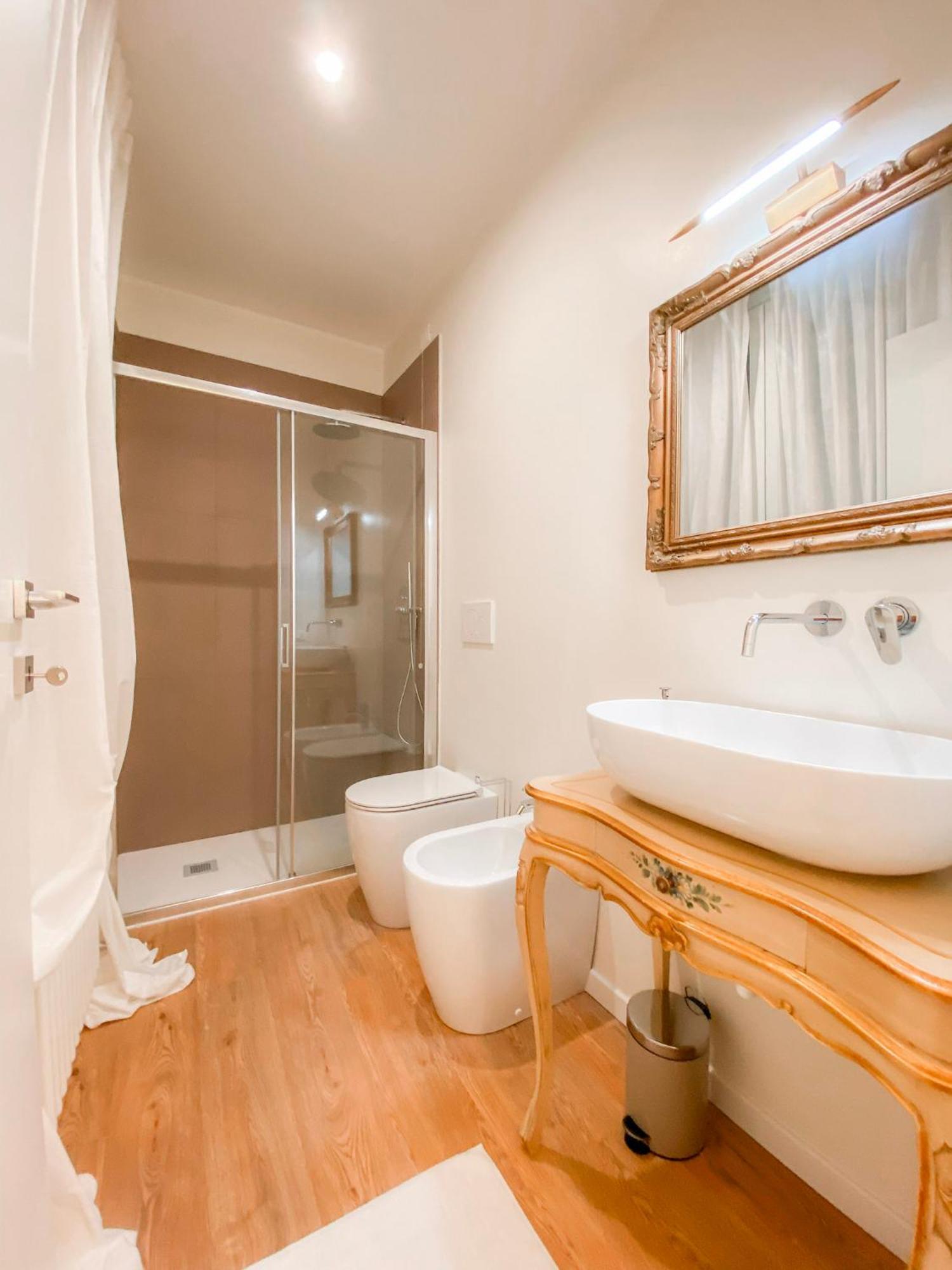 San Polo Luxury In *