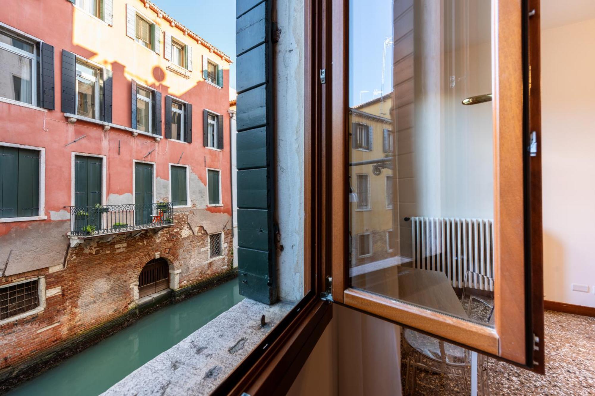 Appartement Just Urban - Castello 6386 Canal View Venise