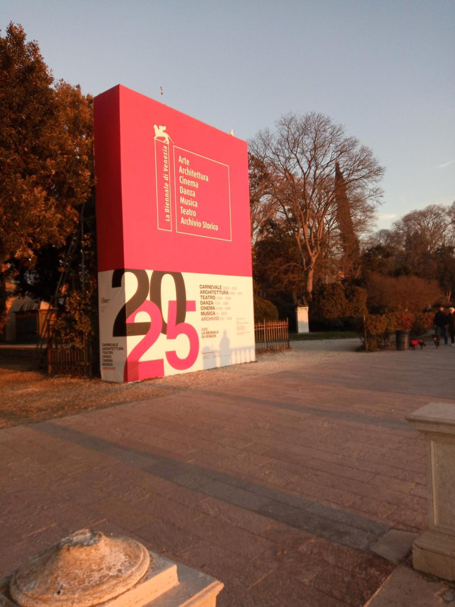 Biennale * Venetië