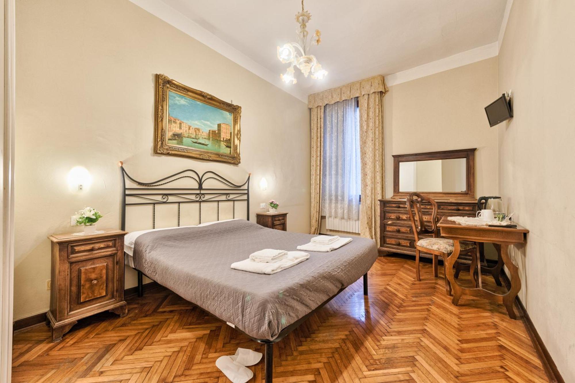 Joy Rialto Venise