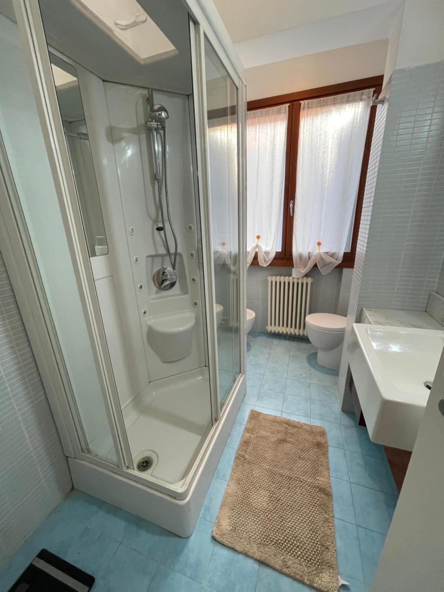 Venicerelax