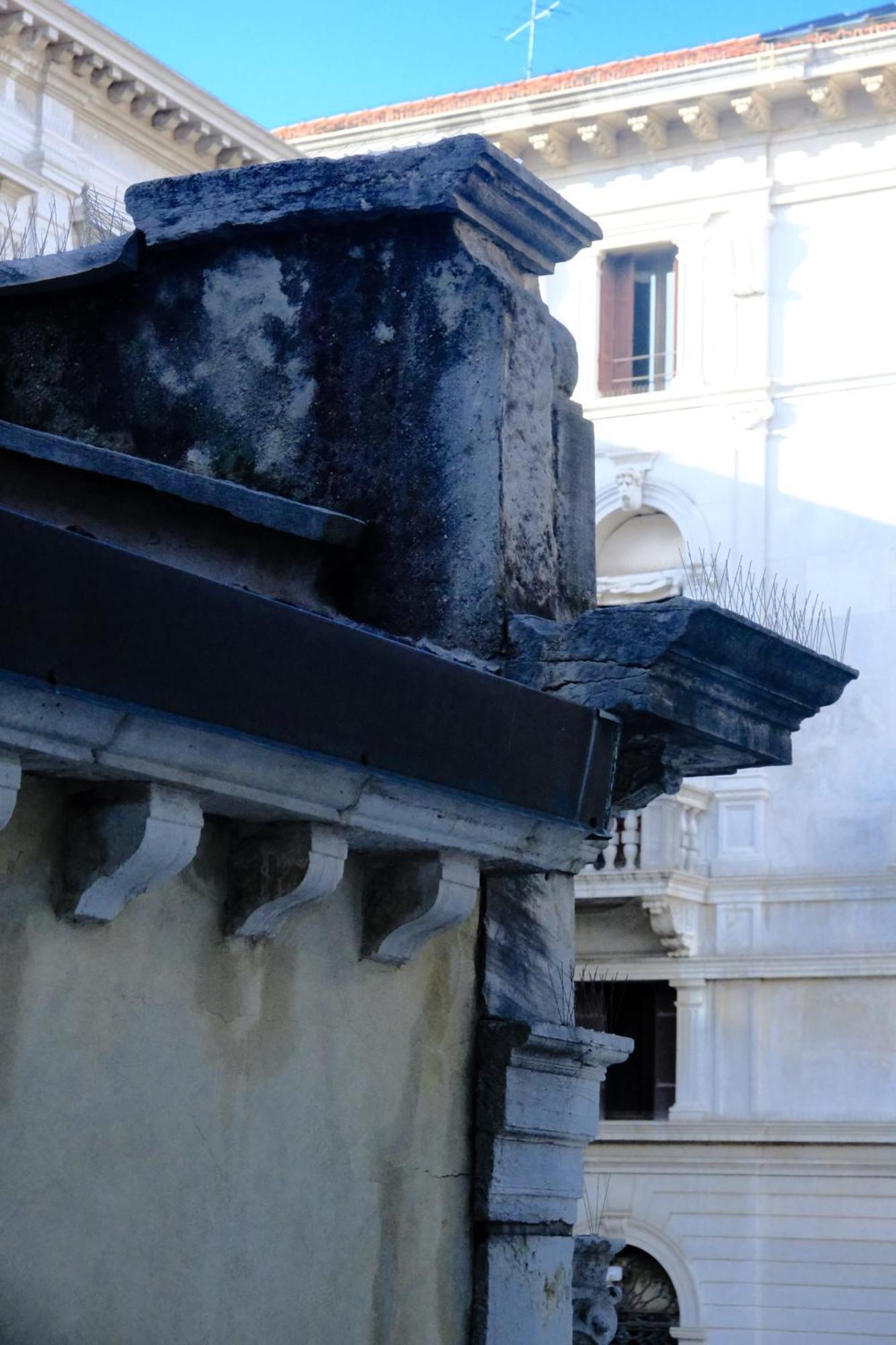 H O T E L S A N G A L L O L 3* Venice