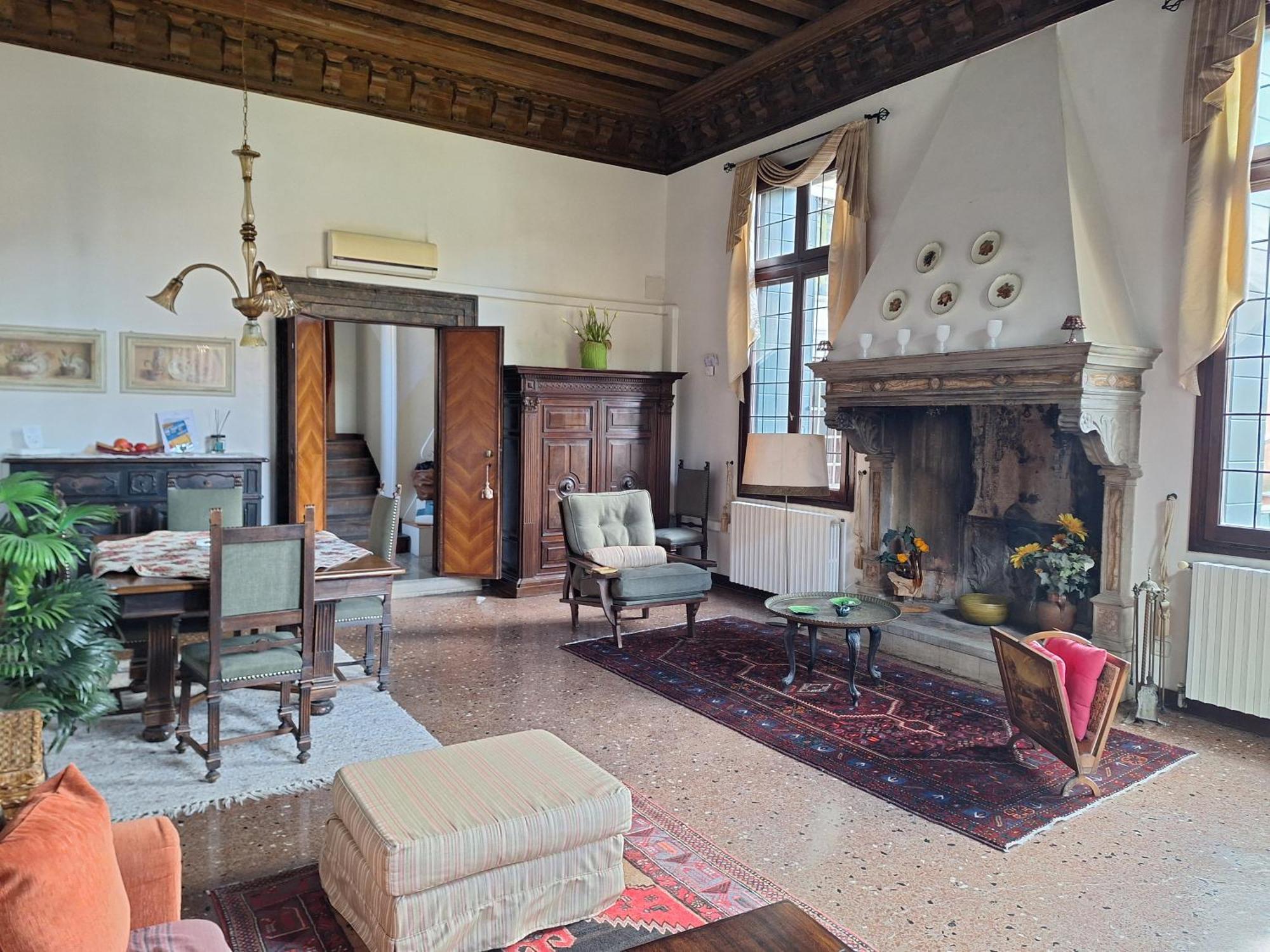Appartamento Palazzo Foscarini .