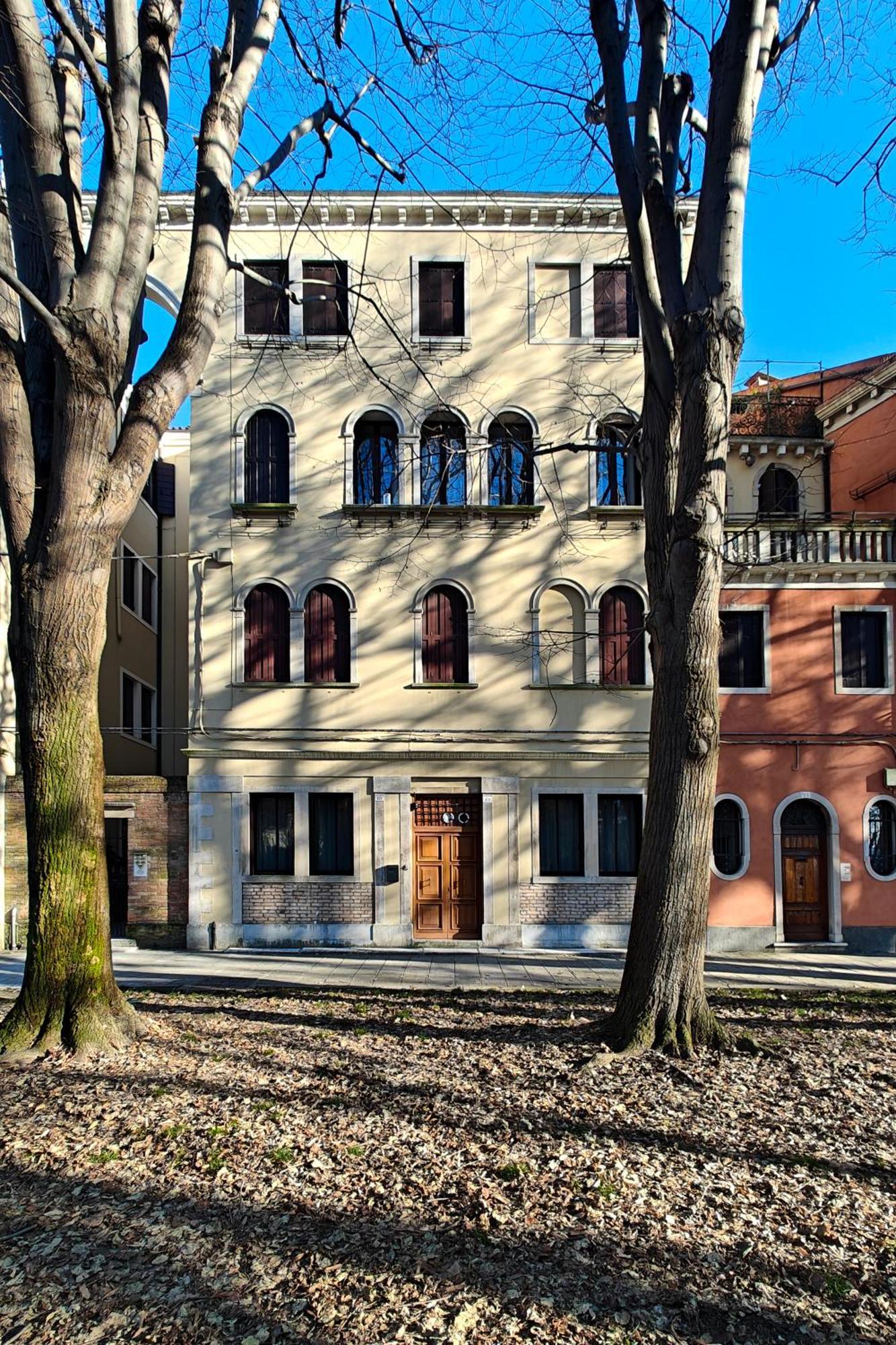 Casa Bruver Biennale Venise