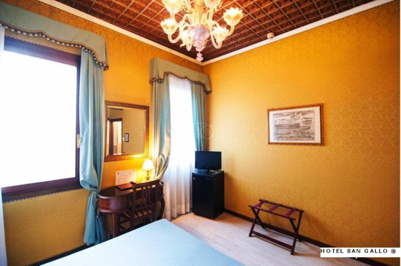 H O T E L S A N G A L L O L Hotel 3*