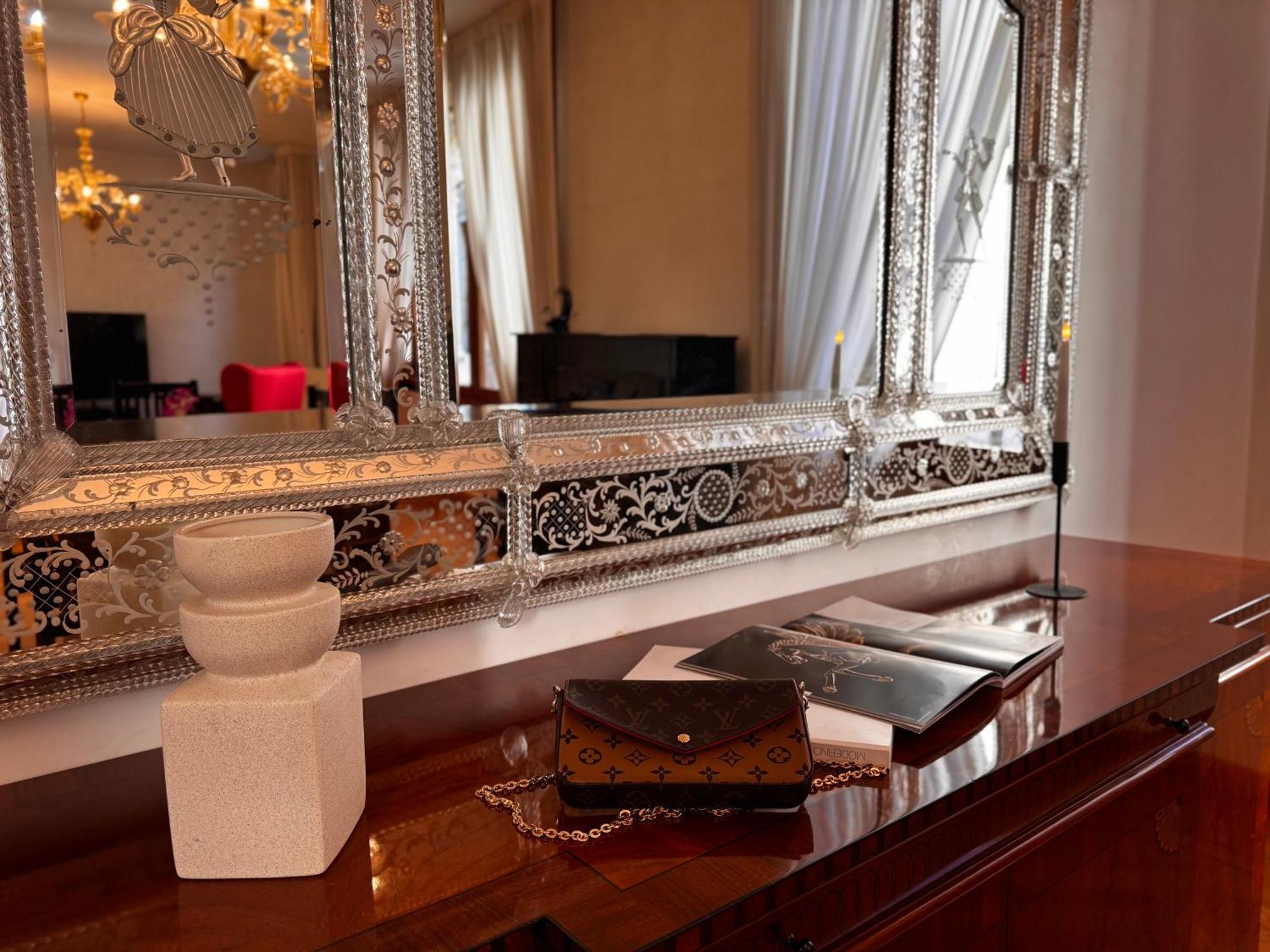 Nama Boutique * Venedig
