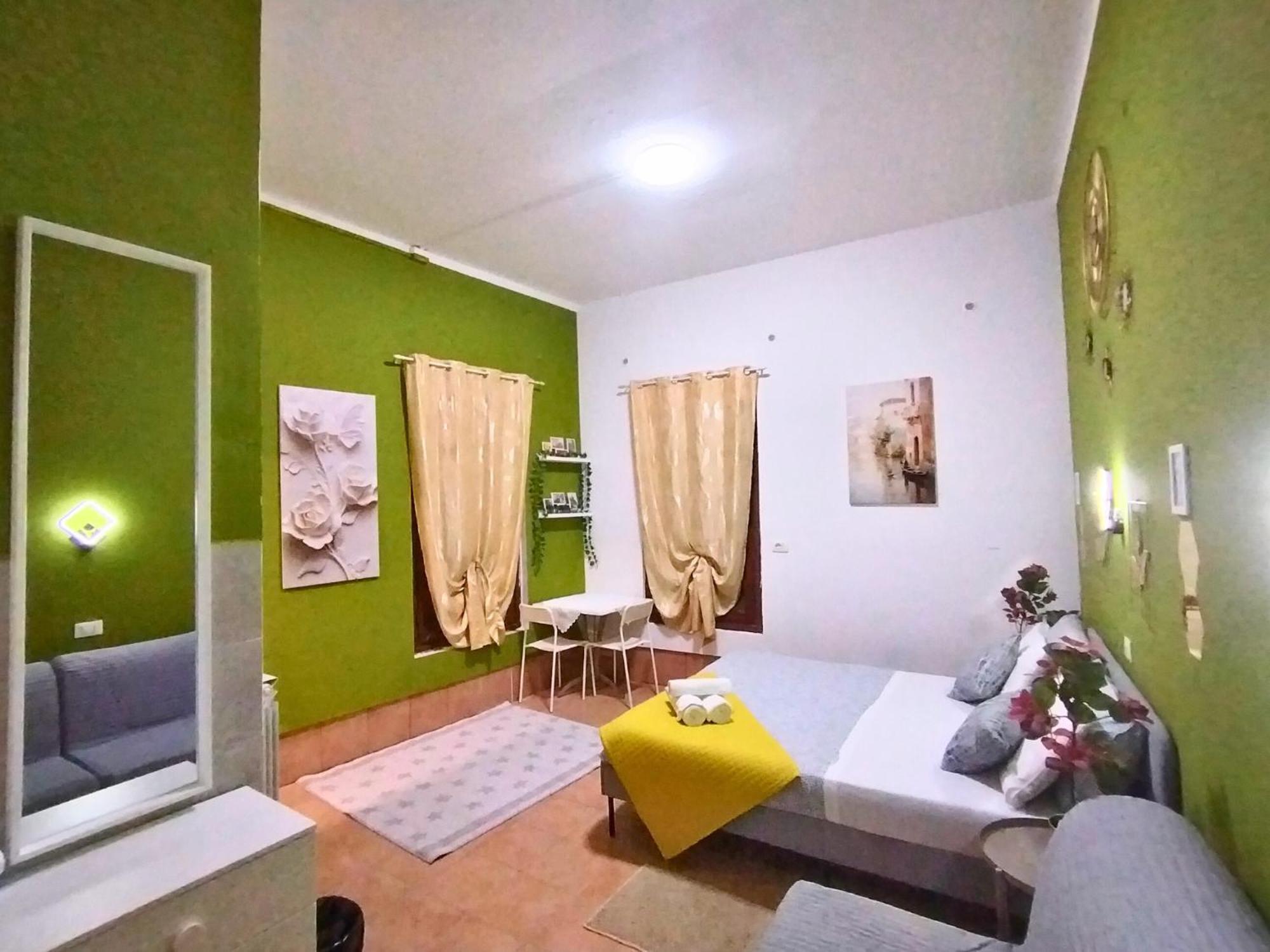 Bed & Breakfast Pavarotti House *