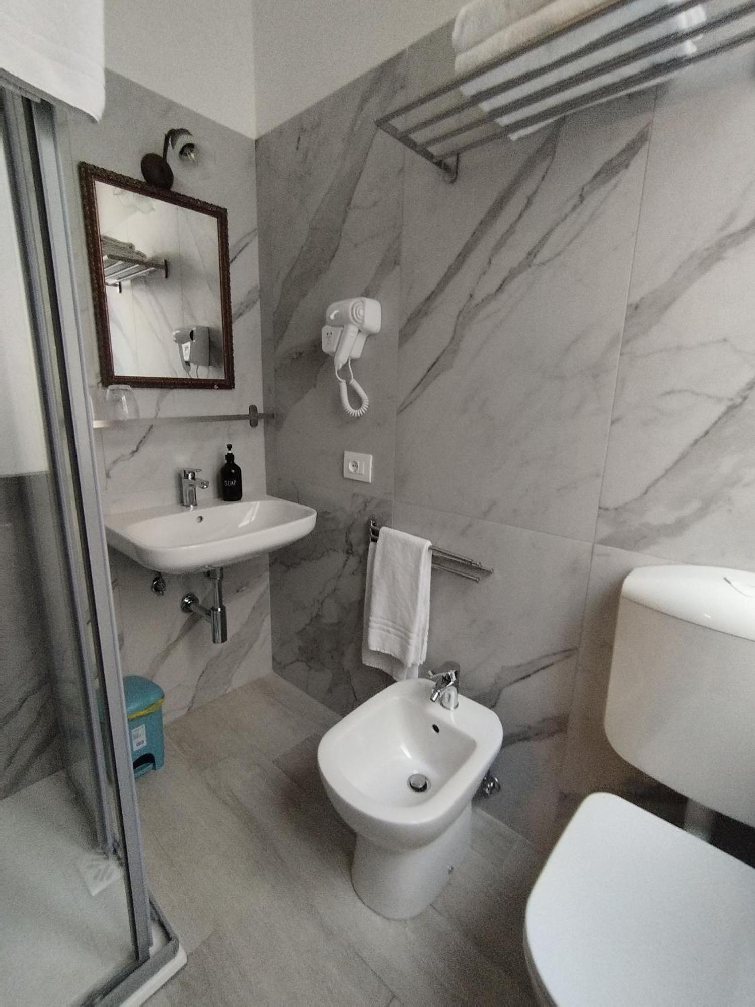 Guest house Alloggi Ss Giovanni E Paolo 2*