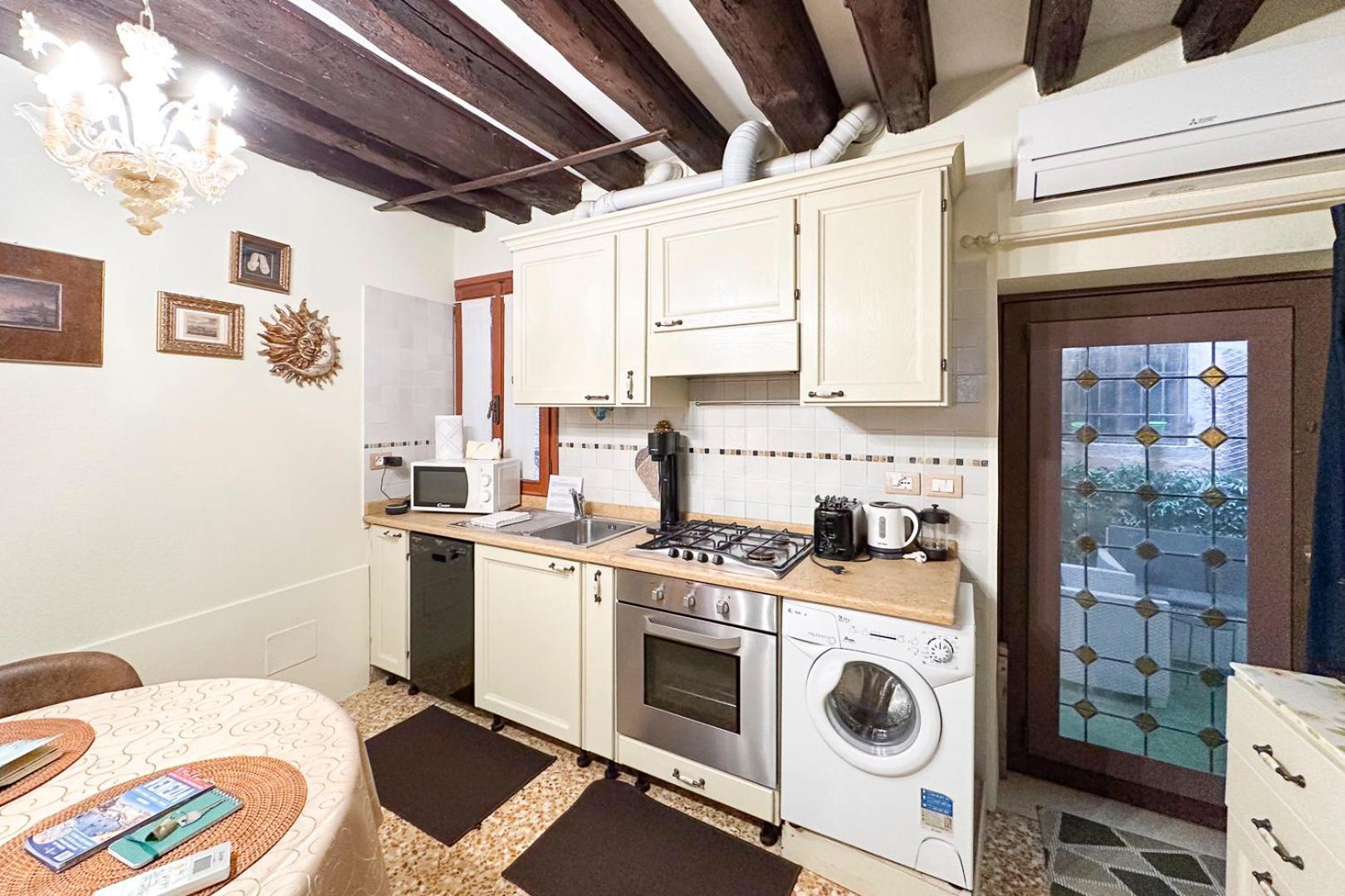 Historical Flat In Cannaregio,