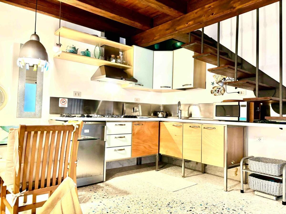 Indipendent House In * Venise