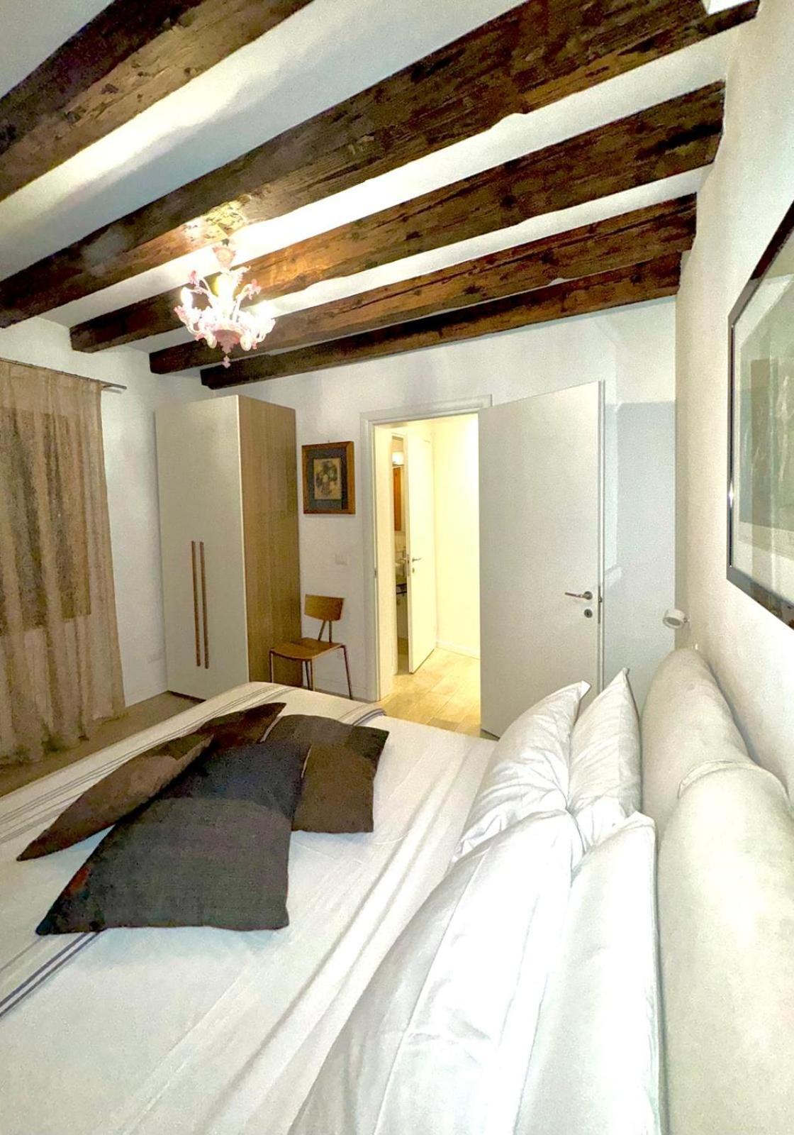Fortuny Couette-café 2*
