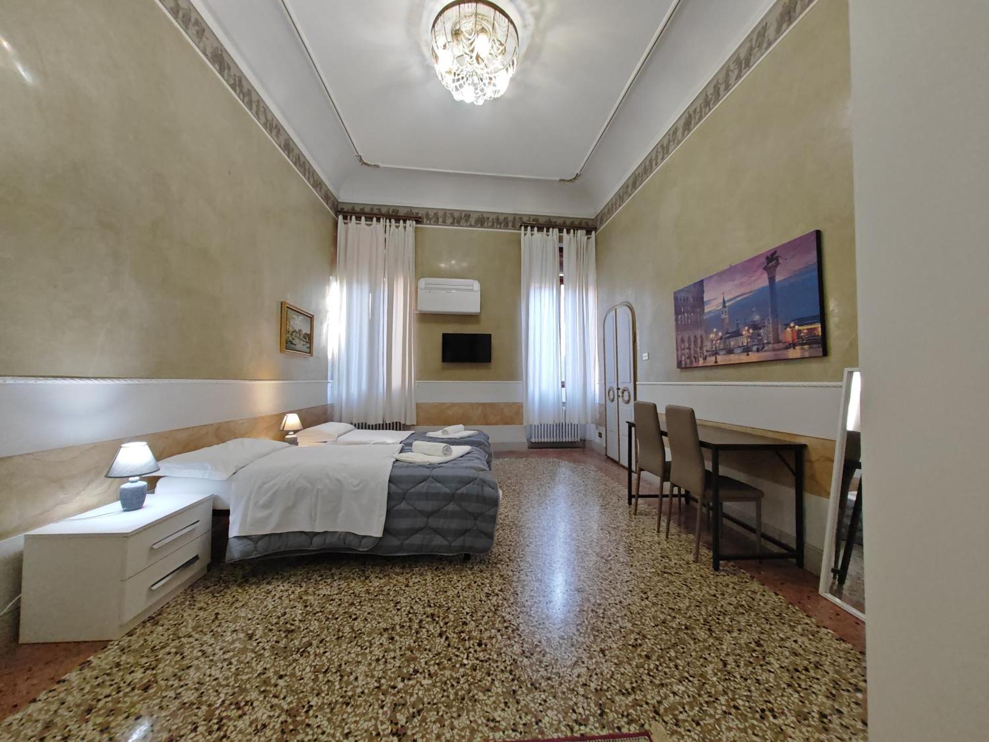 Affittacamere Tourist House