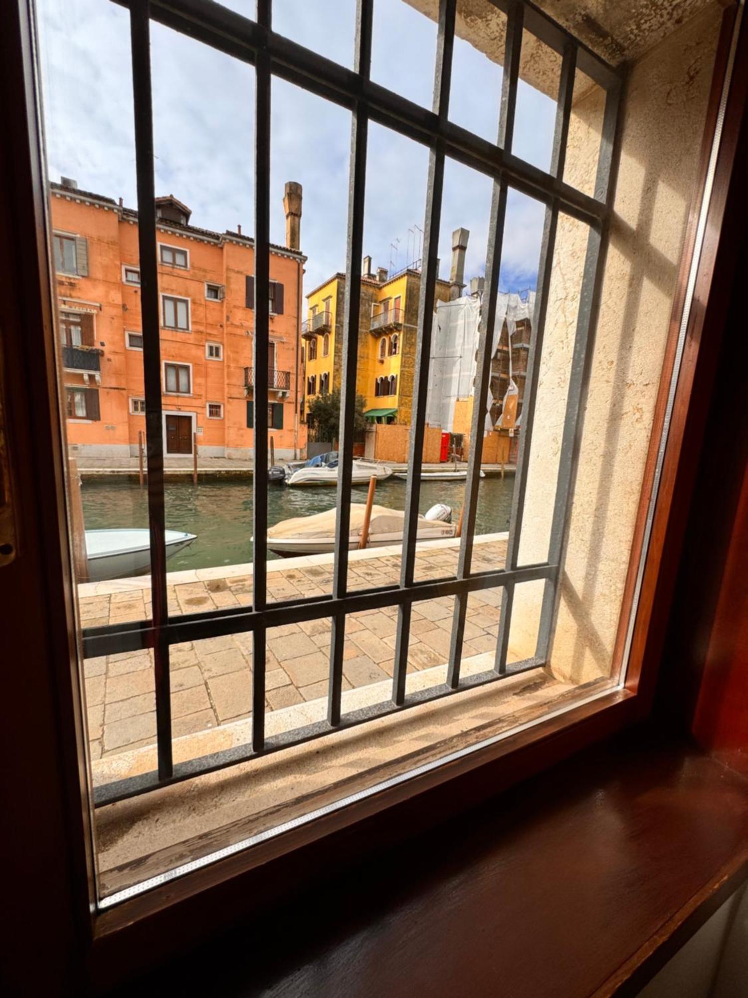 Ca' De Le Capuzine * Venise