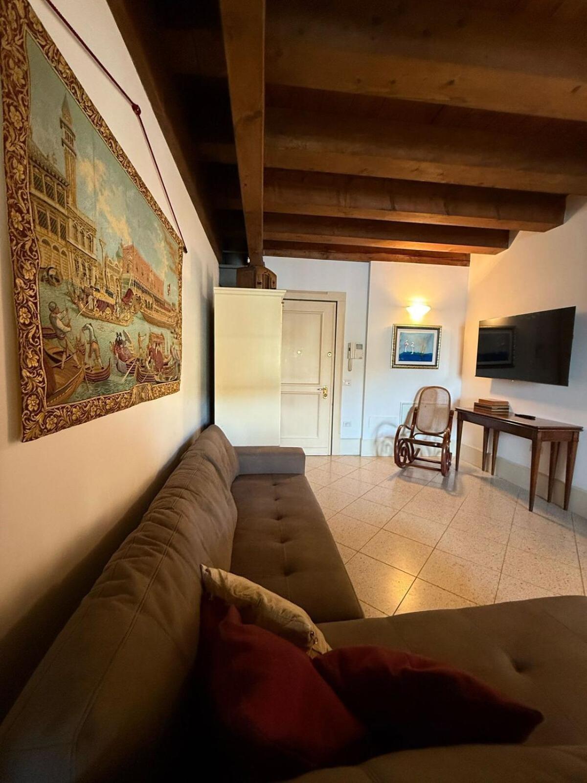 Molino Stucky Chimera - Canal View Appartement *