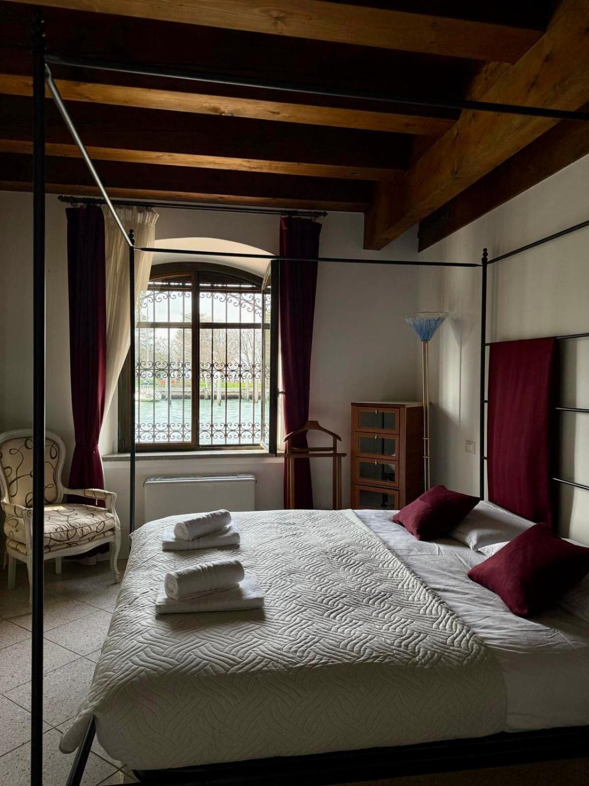 Appartement Molino Stucky Chimera - Canal View Venise