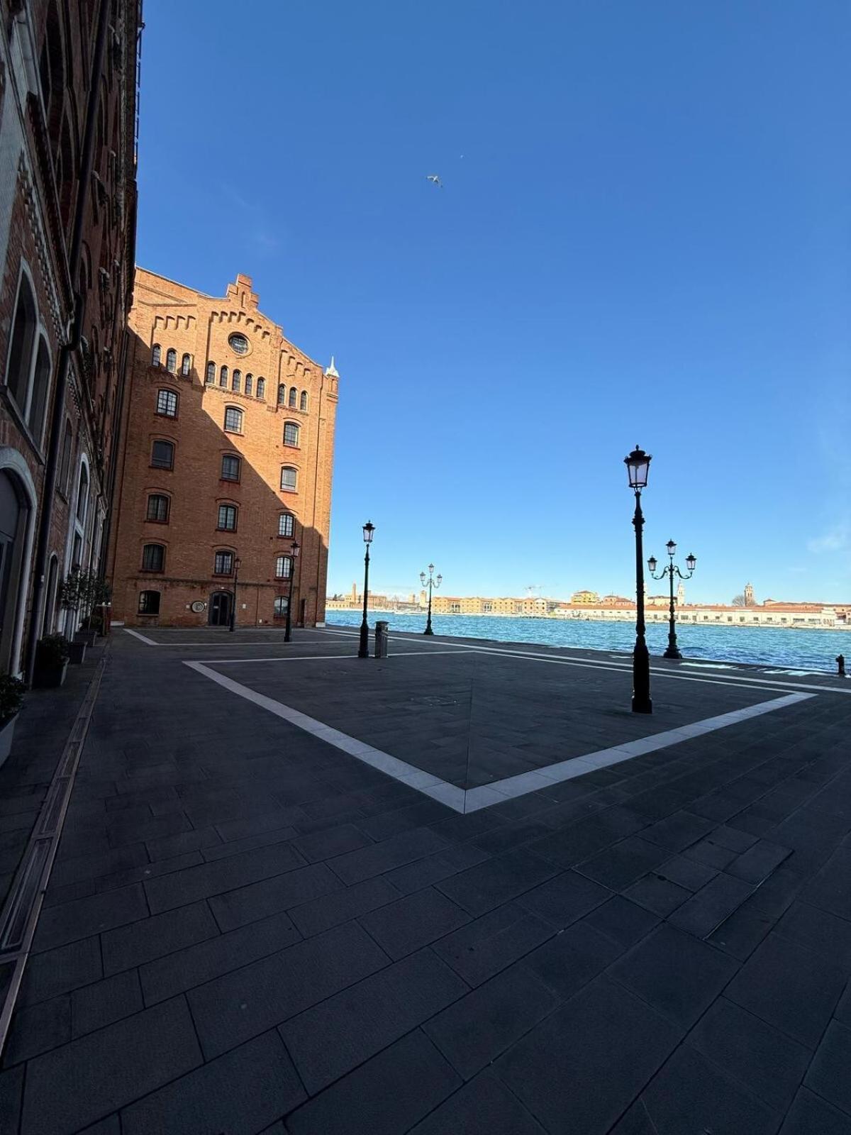 Molino Stucky Chimera - Canal View Appartement *