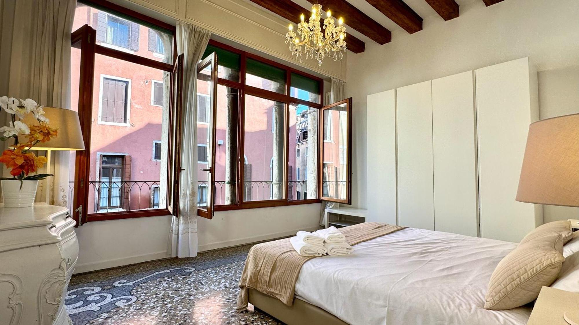 Surian Appartement *
