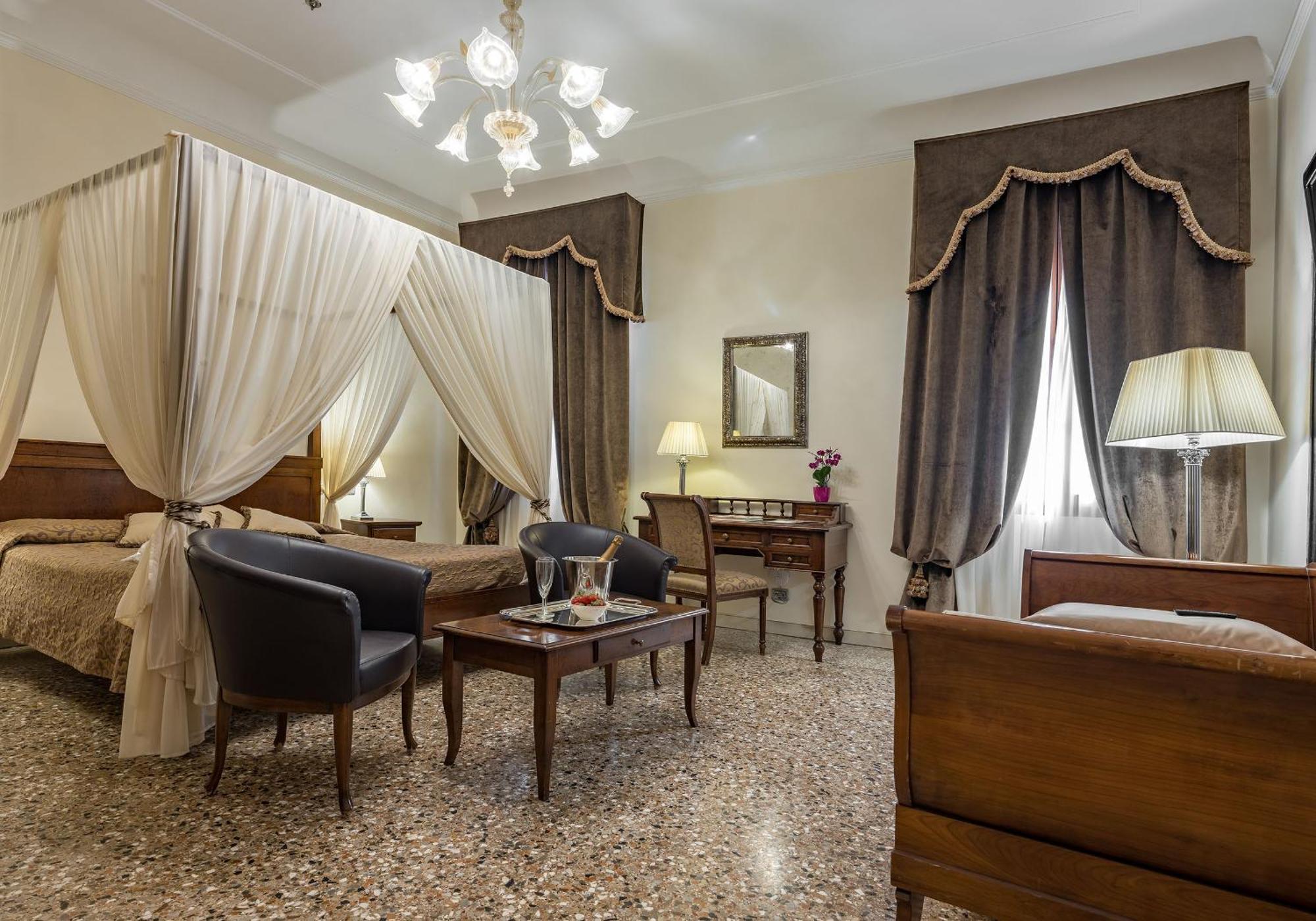 Dell'opera 3* Venetië