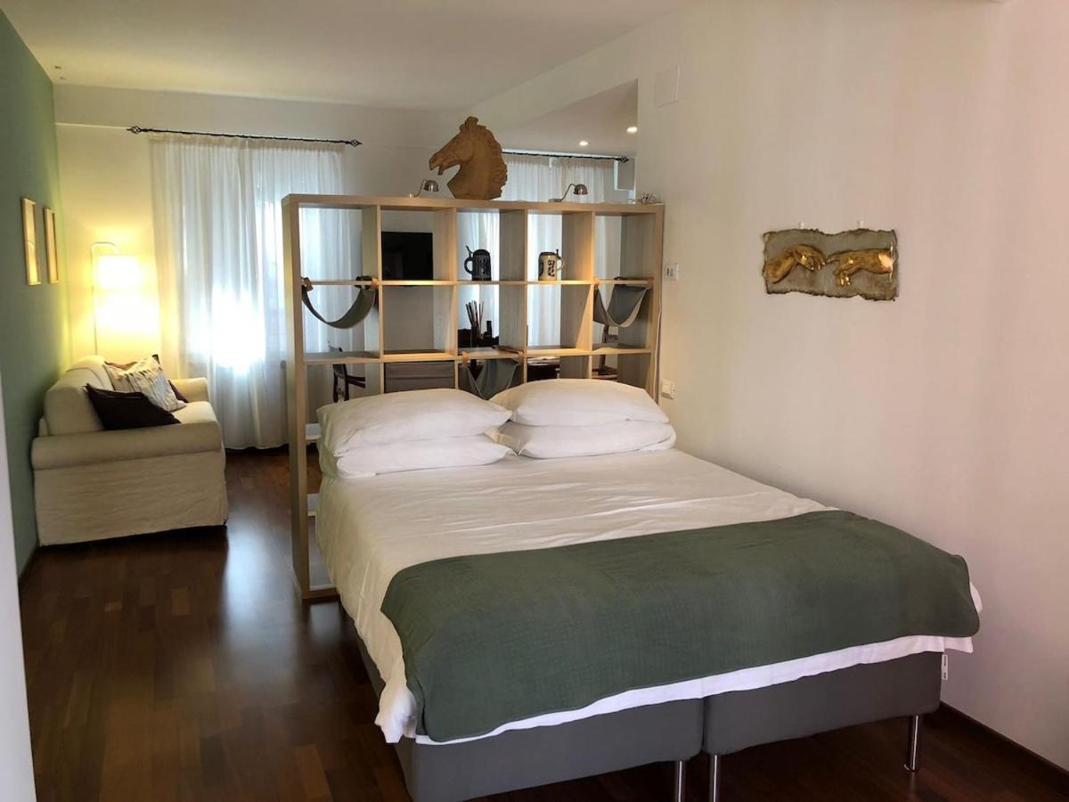 The Magic Of From A Cute Loft * Venise