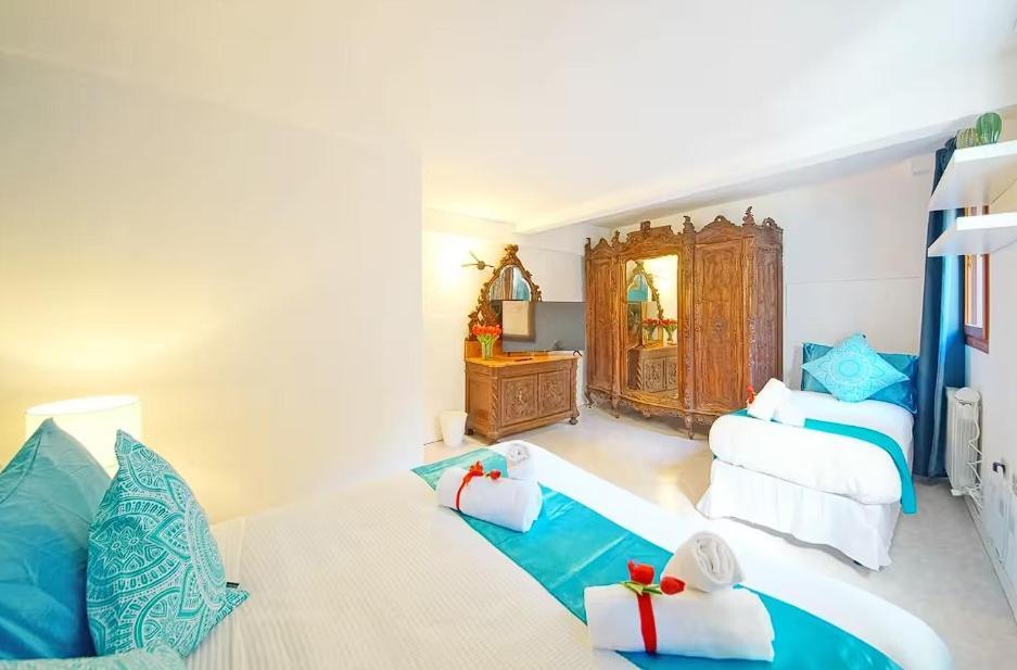Appartement In ! On Whtsapp ! Check The Number From The Photos! Lovely Venise