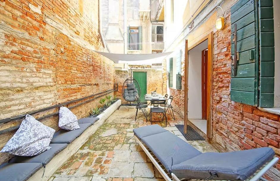 In ! On Whtsapp ! Check The Number From The Photos! Lovely Appartement