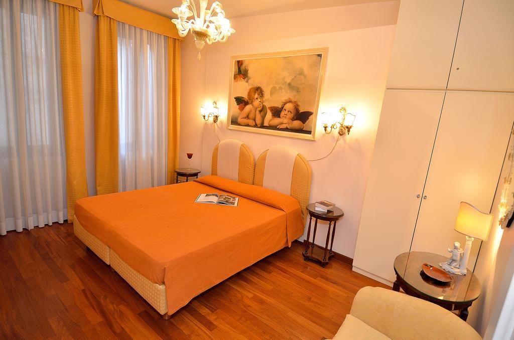 Cà Del Modena Couette-café 2*