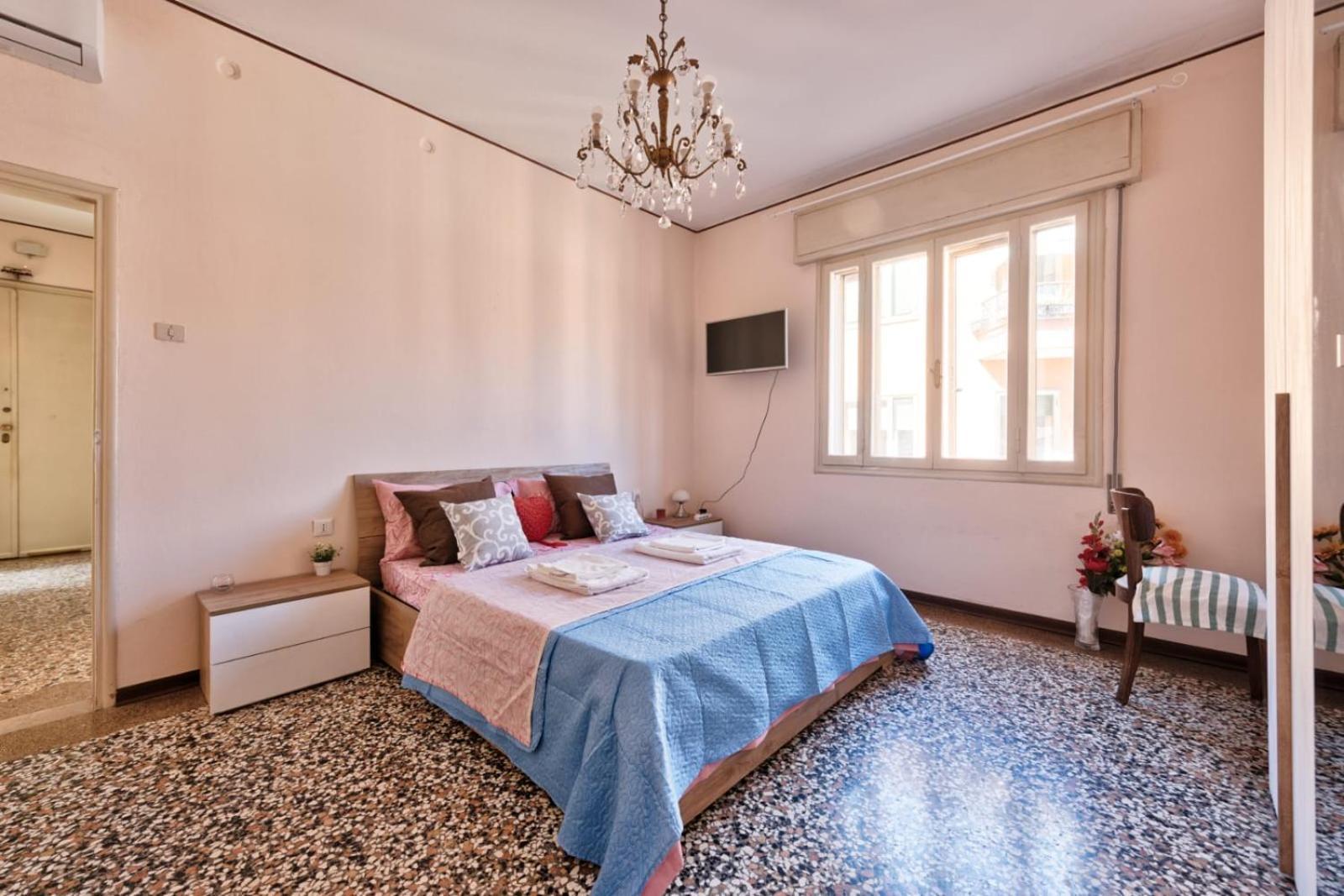 Appartement 2 Bedroom Mestre Train Station Venise