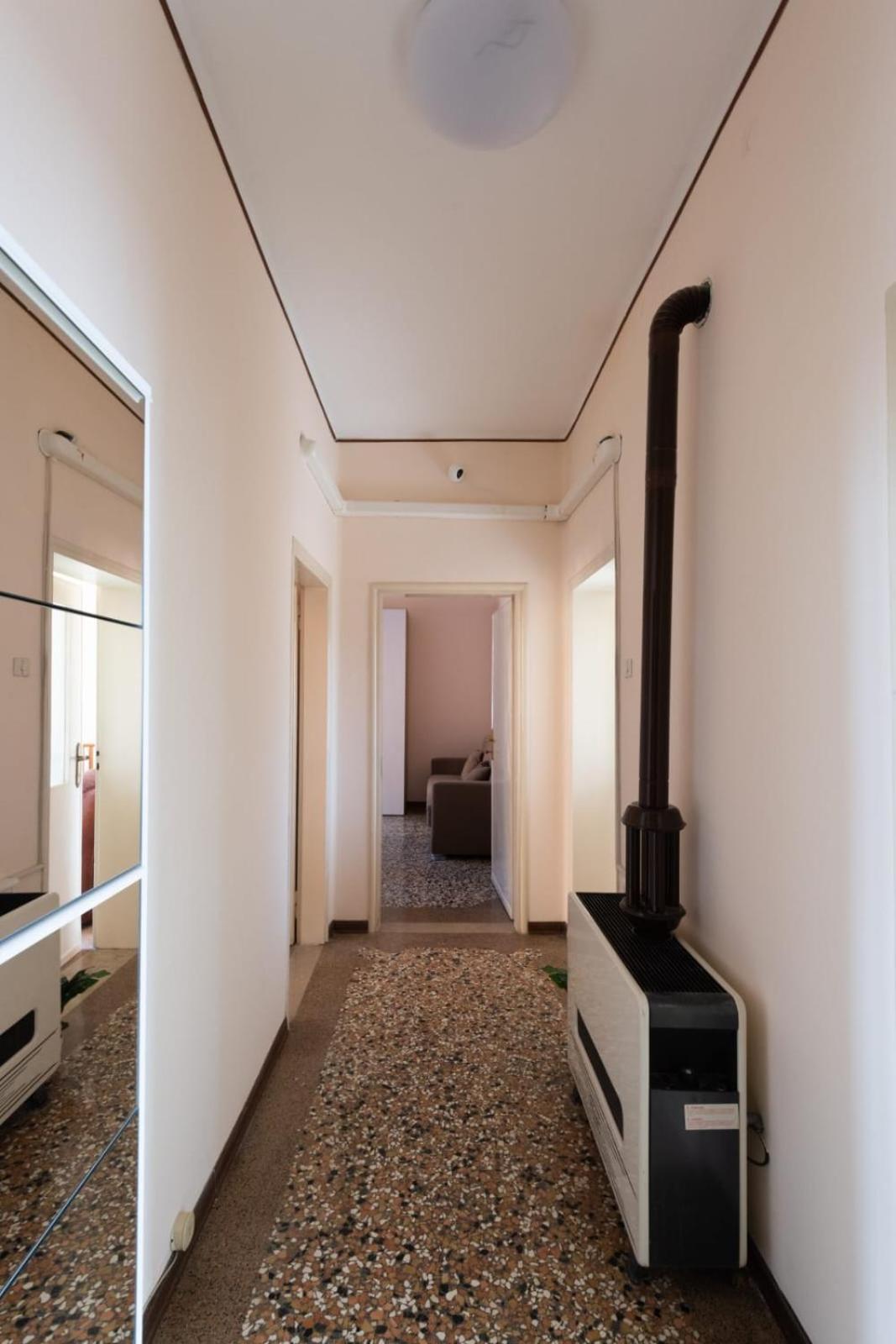 Appartement 2 Bedroom Mestre Train Station