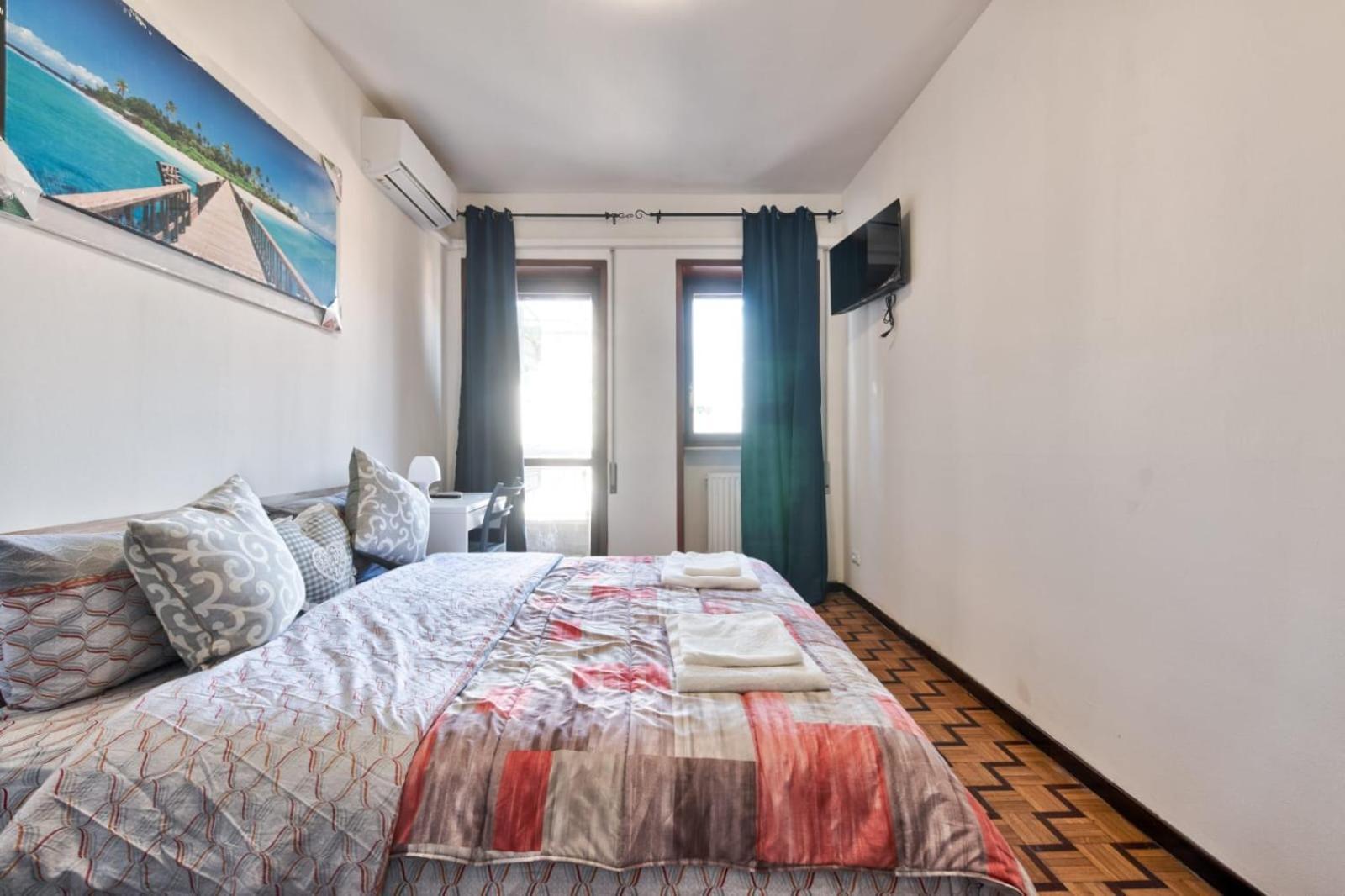 Maison d'hôtes Easy Downtown - Private With Shared Bathroom *