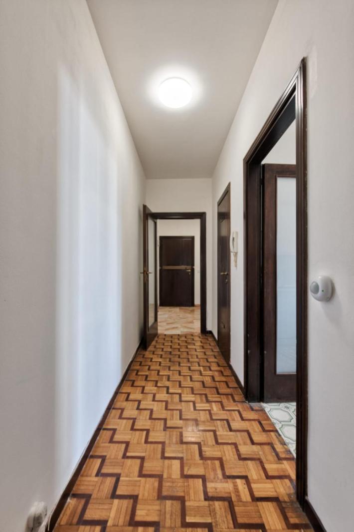 Easy Downtown - Private With Shared Bathroom Maison d'hôtes