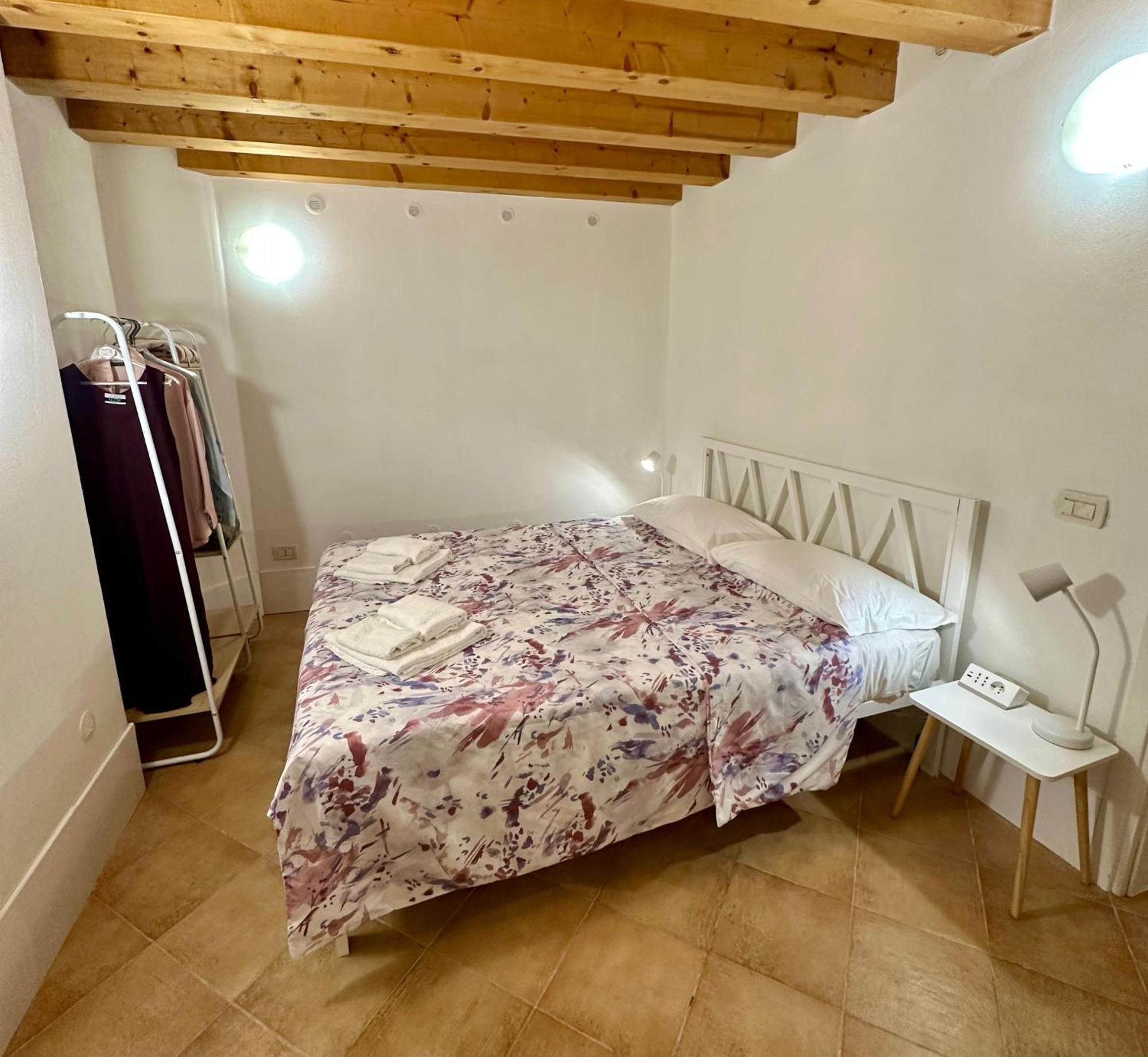Apartment Feel@home Biennale *
