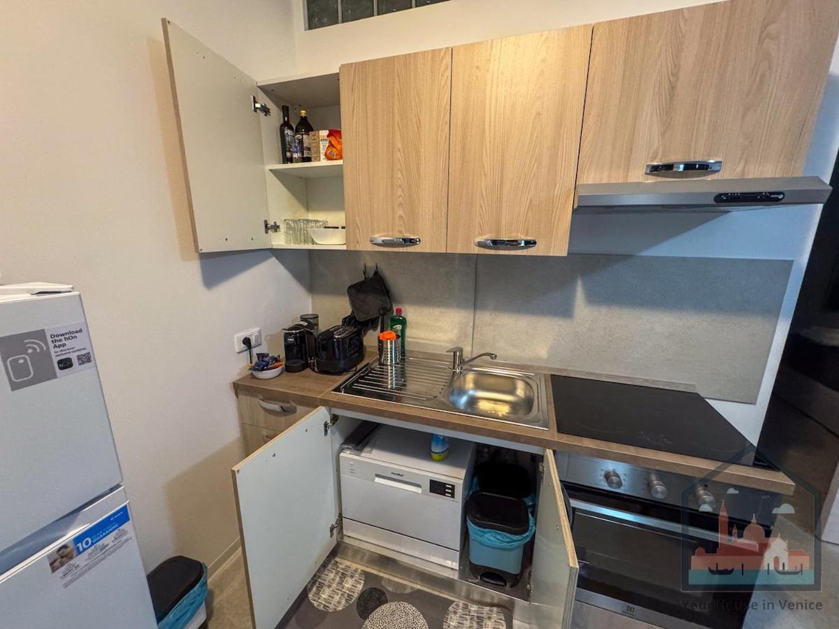 Casa Amicis - 5min Stazione Di Mestre Appartement