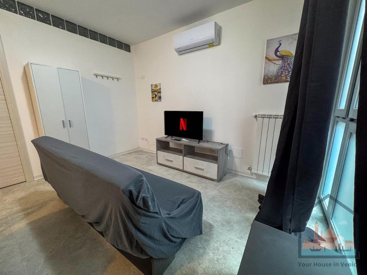 Casa Amicis - 5min Stazione Di Mestre Appartement Venise