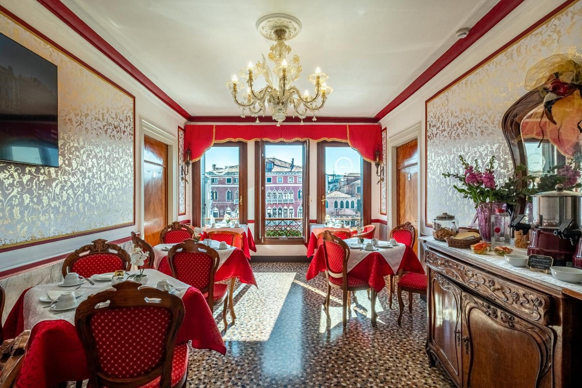 Antica Sturion Residenza D'epoca Hotel 3*