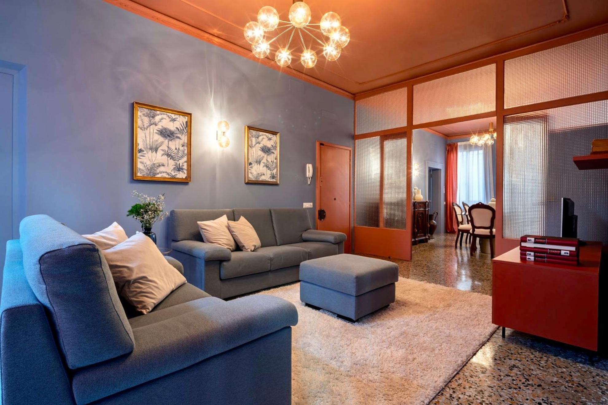 The Arsenal Large Apartment *