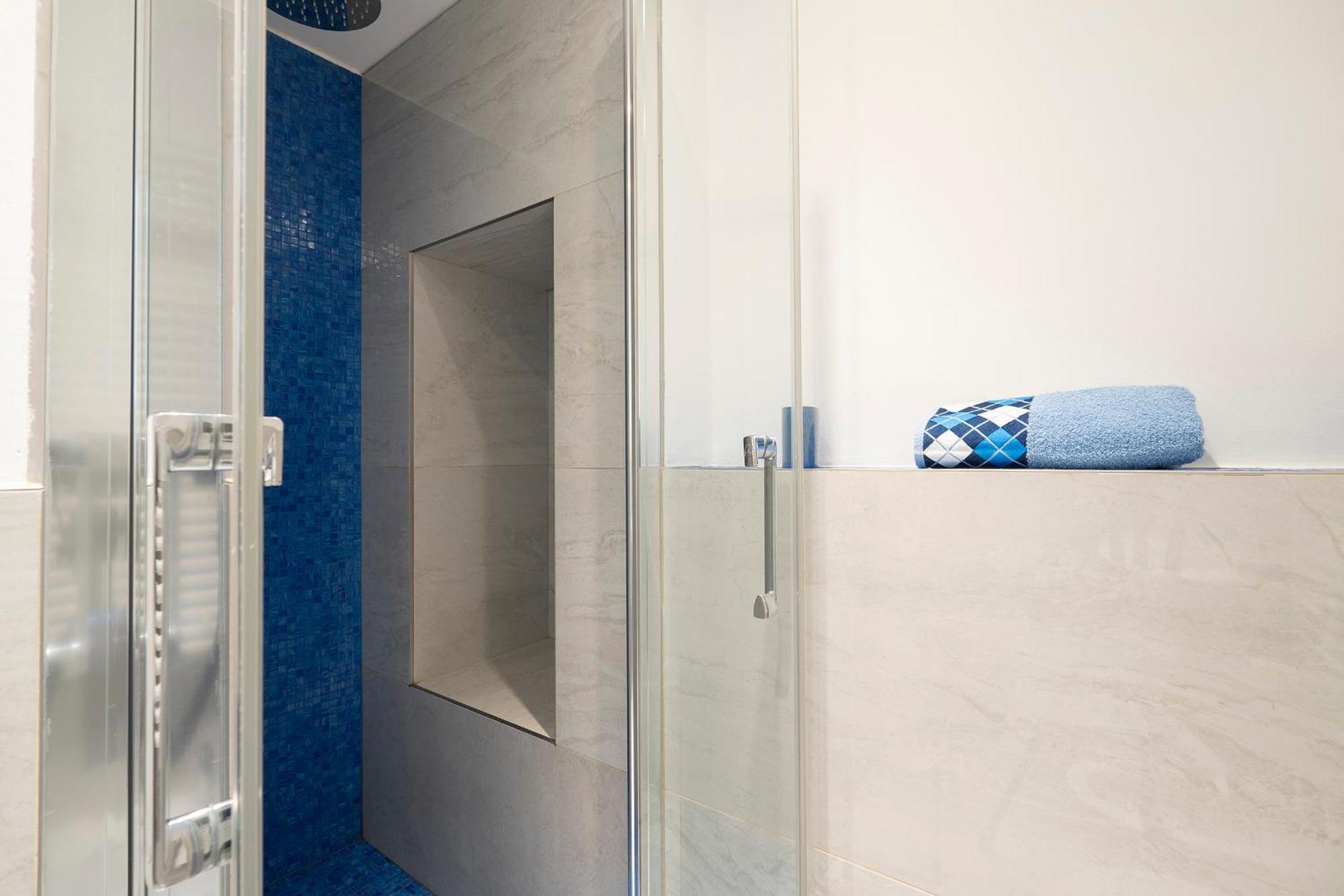 Stupendo Luxury Canal & Garden View Appartement *
