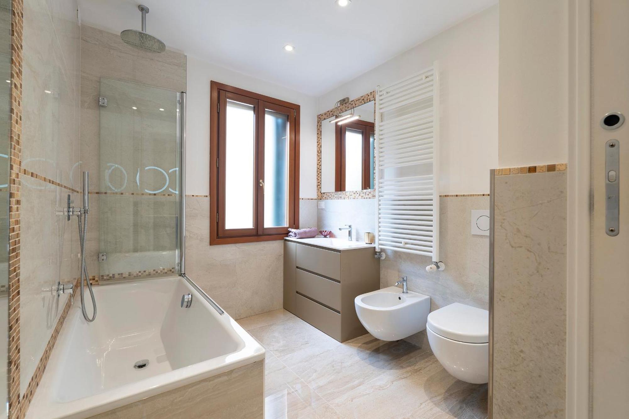 Stupendo Luxury Canal & Garden View Appartement Venise