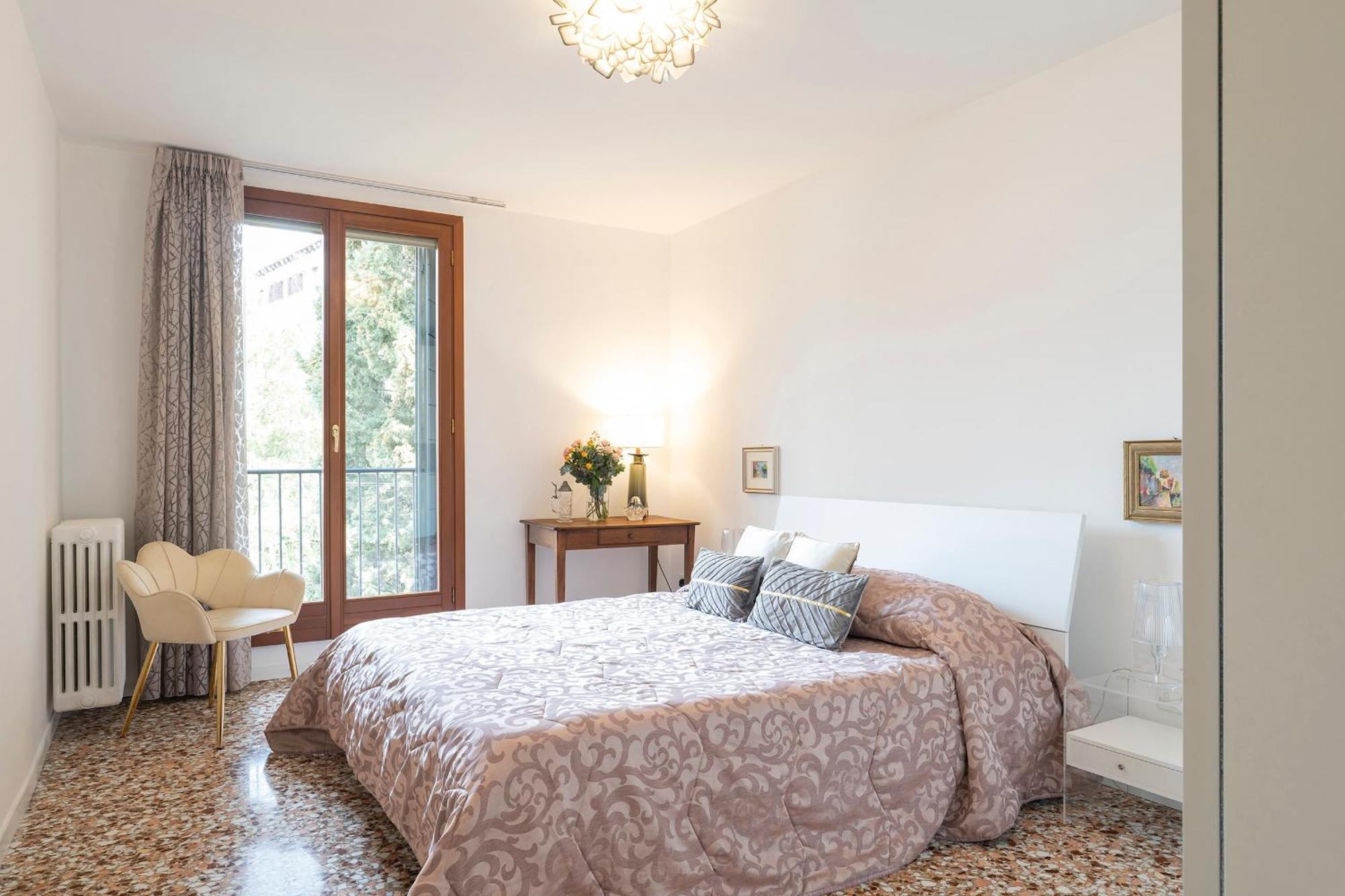 Stupendo Luxury Canal & Garden View Appartement