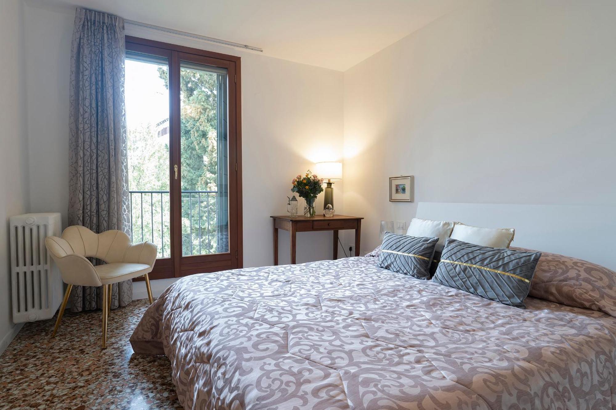 Stupendo Luxury Canal & Garden View Appartement