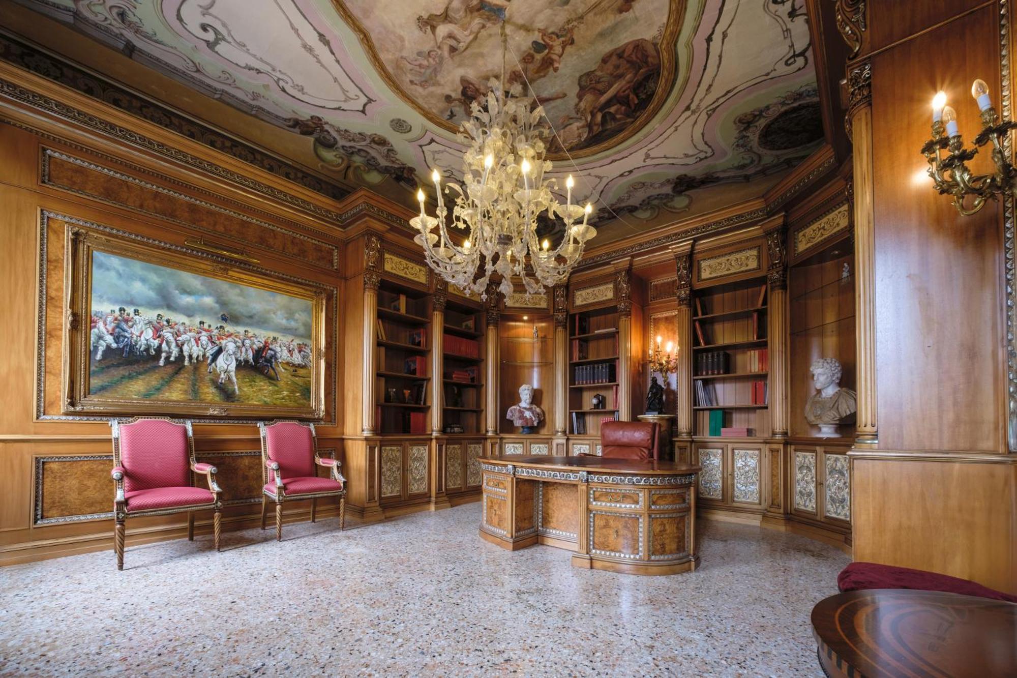 Gasthuis Palazzo Ca' Bernardo By Francesco Molon *