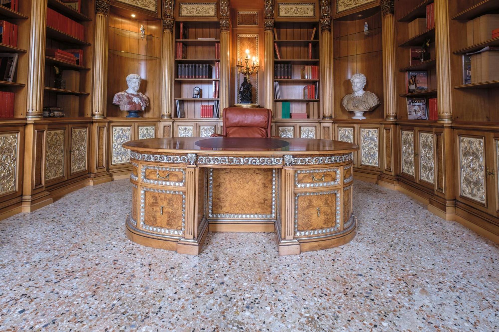 Palazzo Ca' Bernardo By Francesco Molon Gasthuis