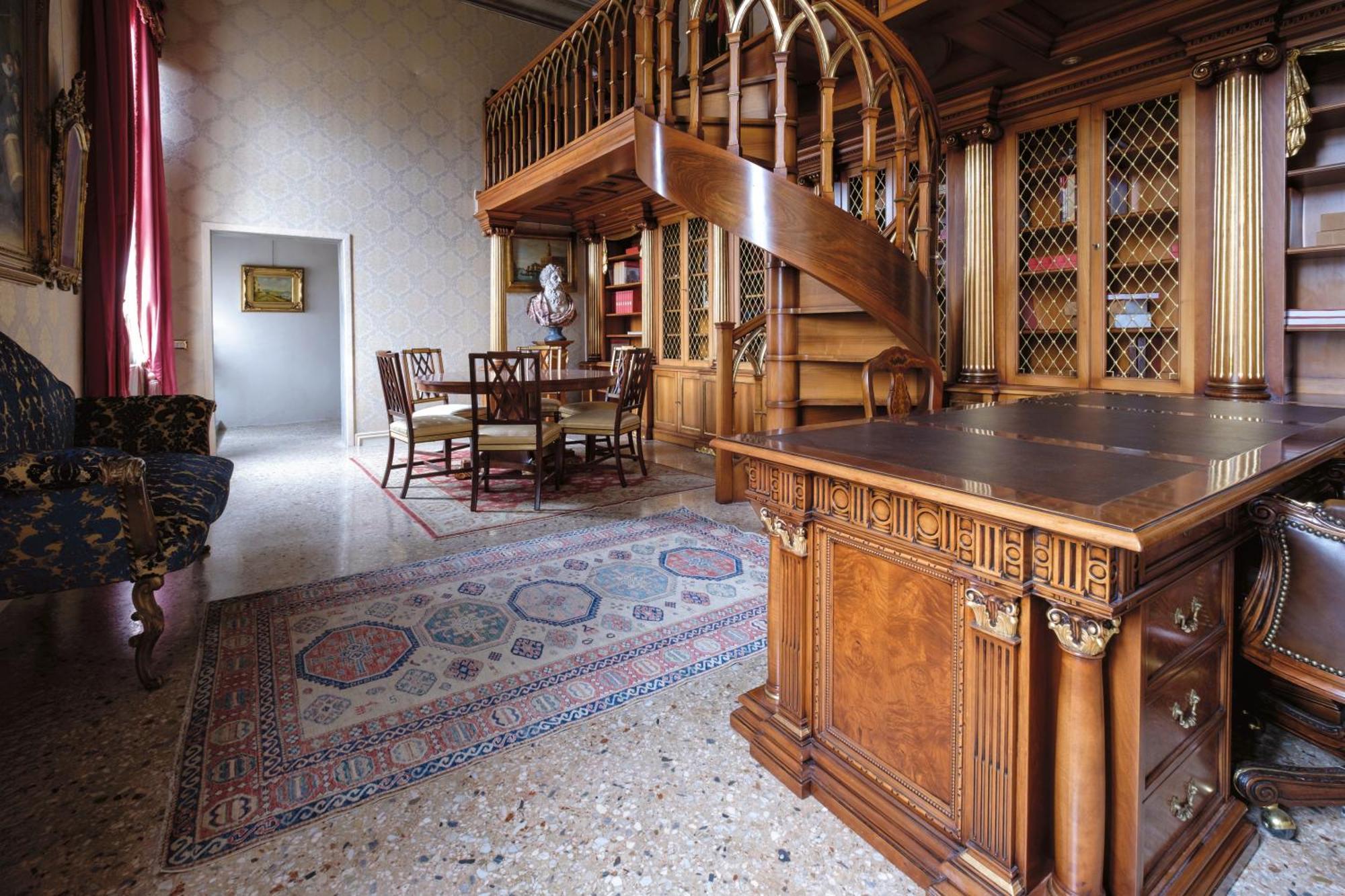 Gasthuis Palazzo Ca' Bernardo By Francesco Molon *