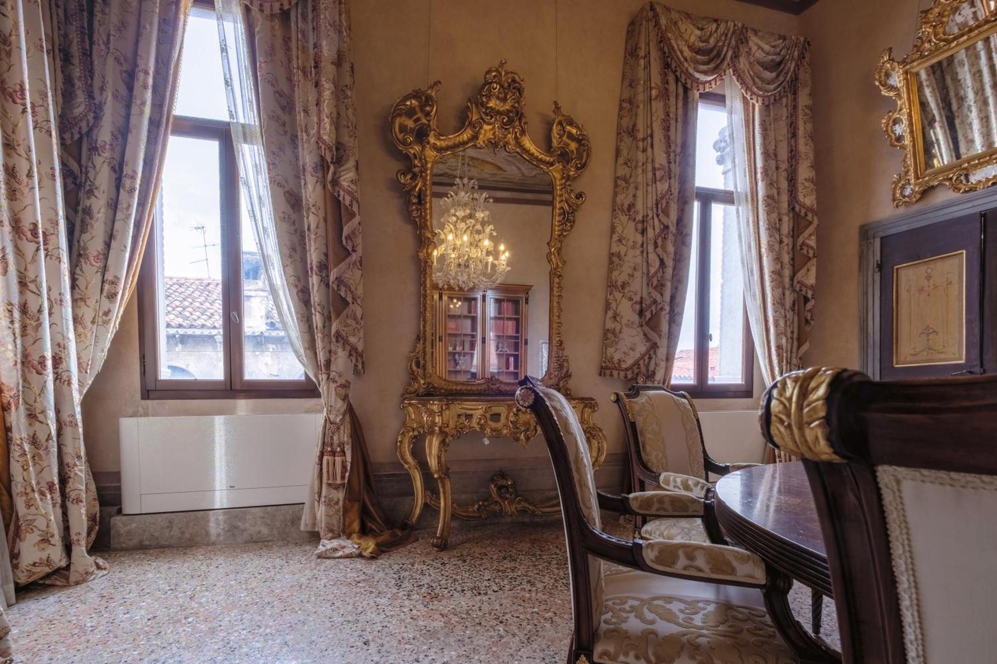 Palazzo Ca' Bernardo By Francesco Molon * Venetië