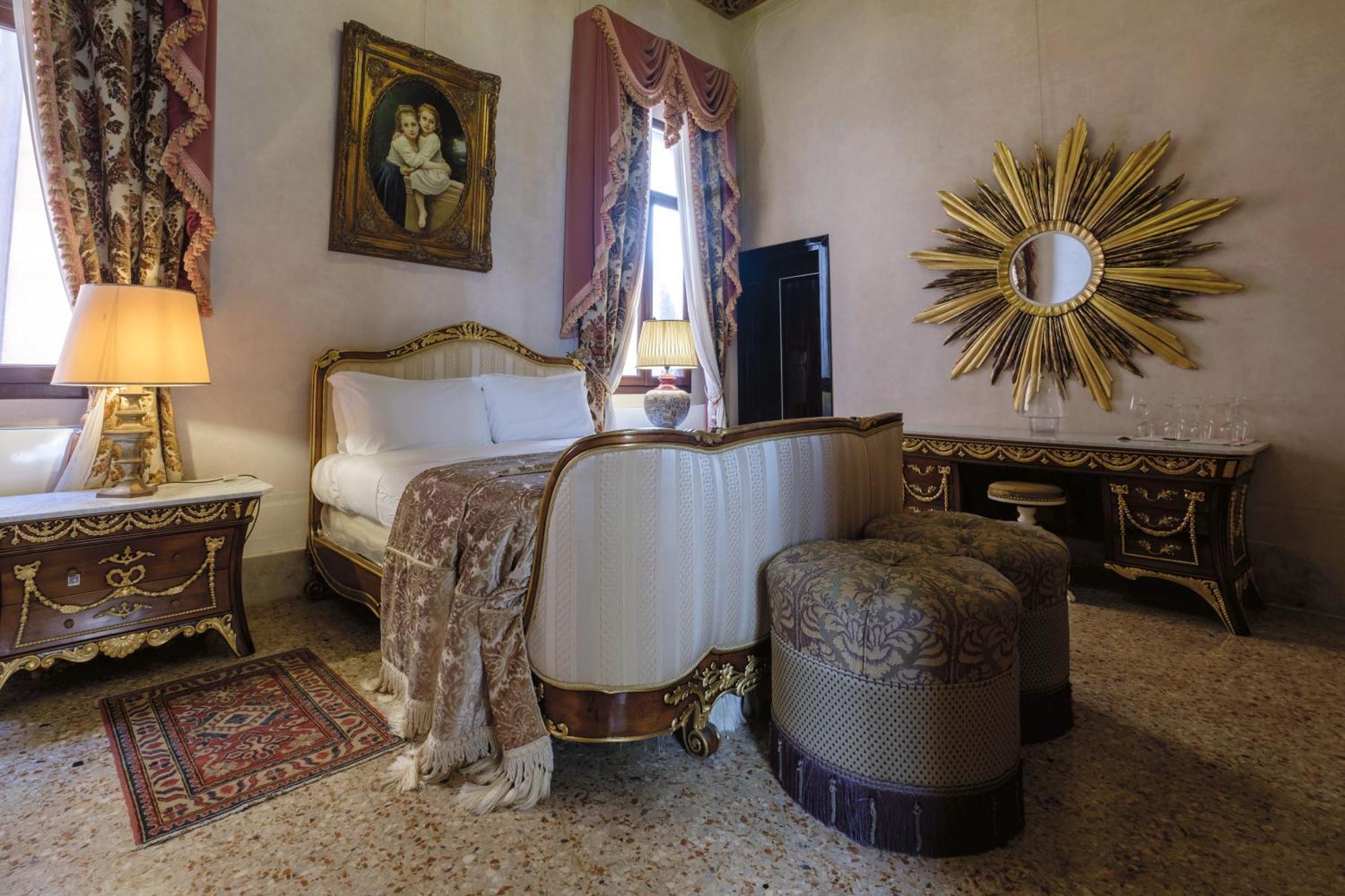 Palazzo Ca' Bernardo By Francesco Molon Gasthuis Venetië