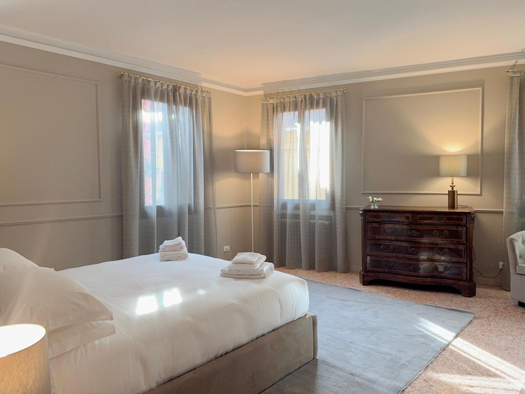 Appartement San Vio Palace Luxury
