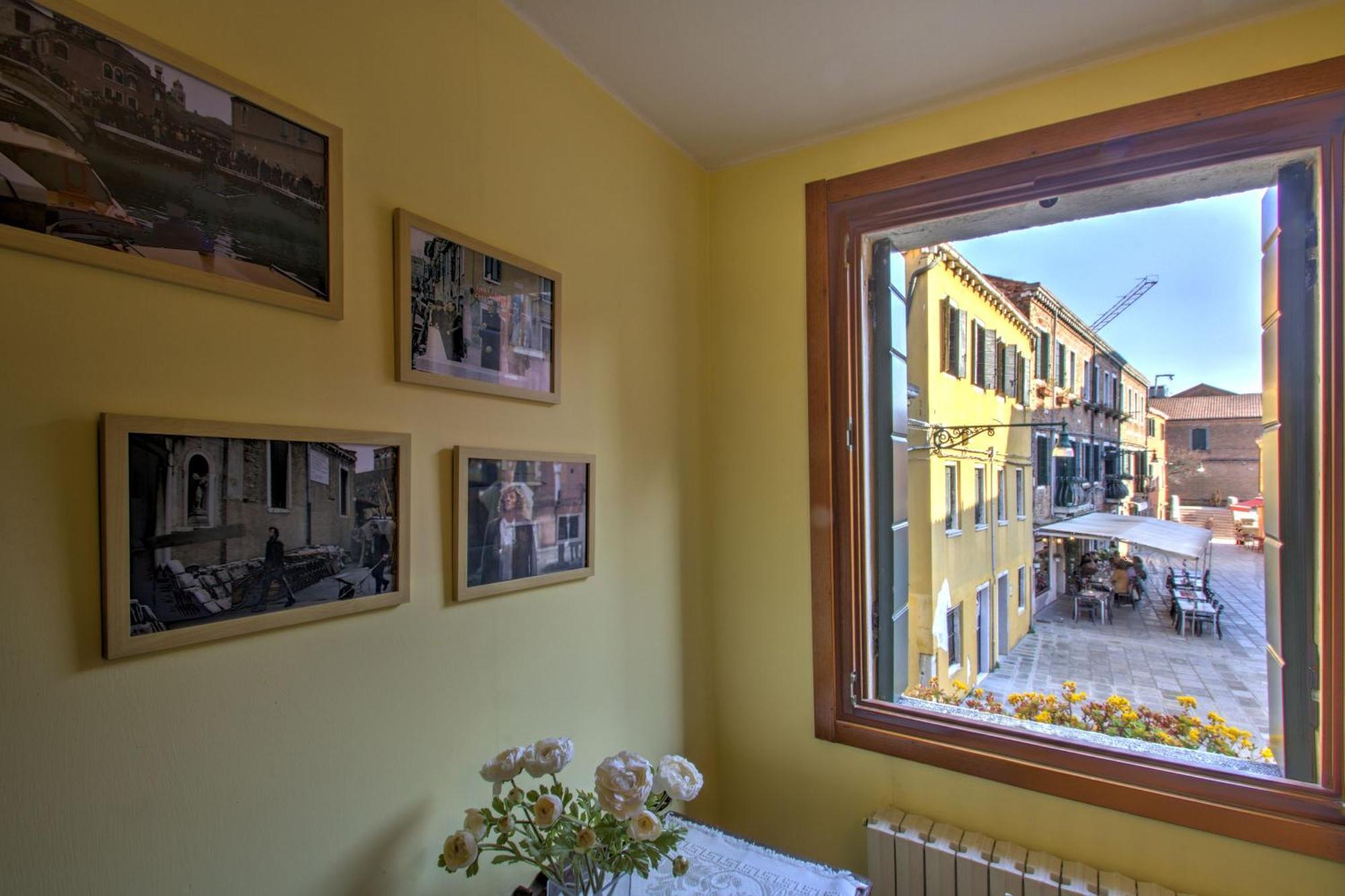 Cross-canal Set Apartment Venedig
