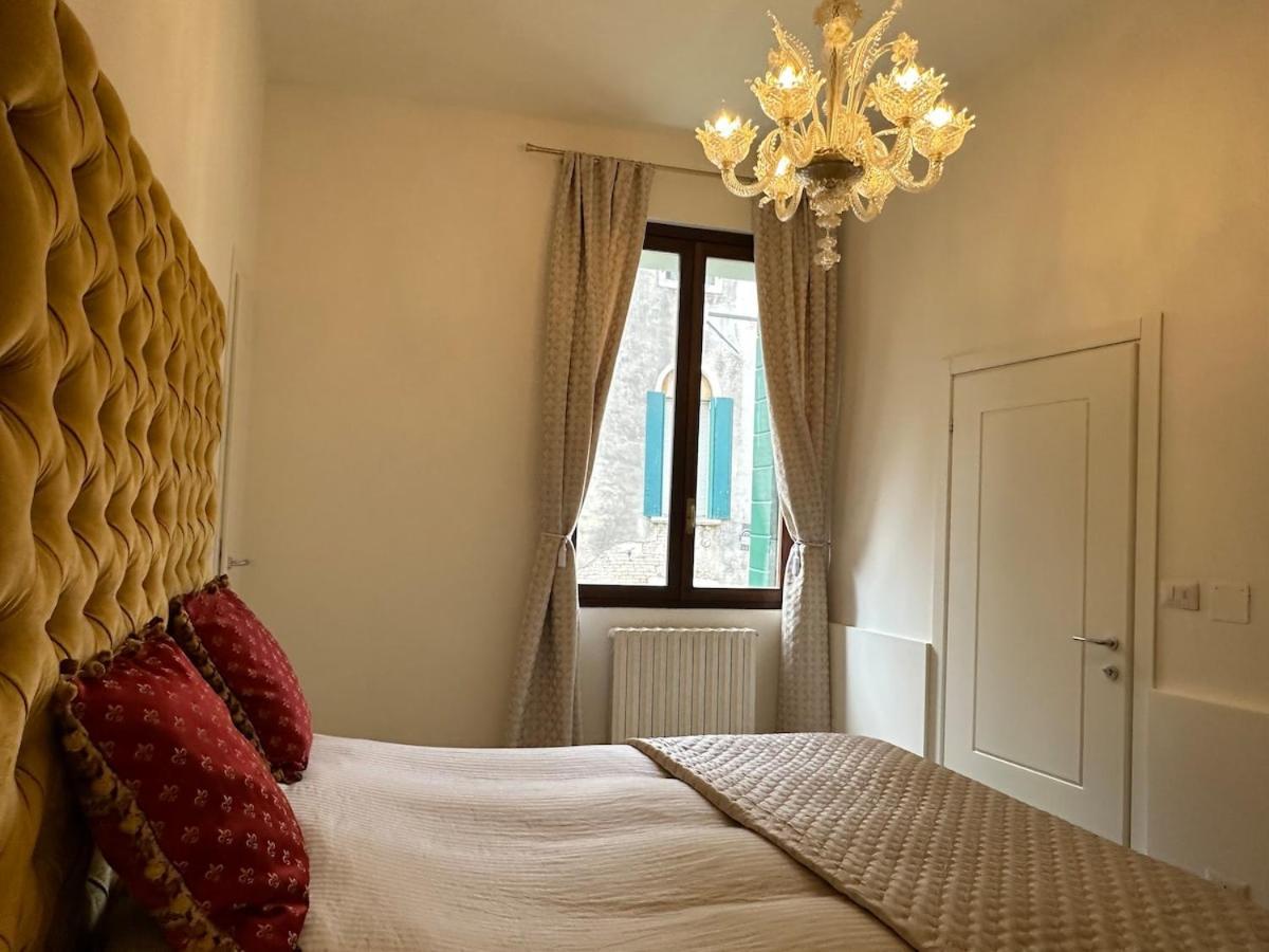 Campo San Polo Canal View Appartement *