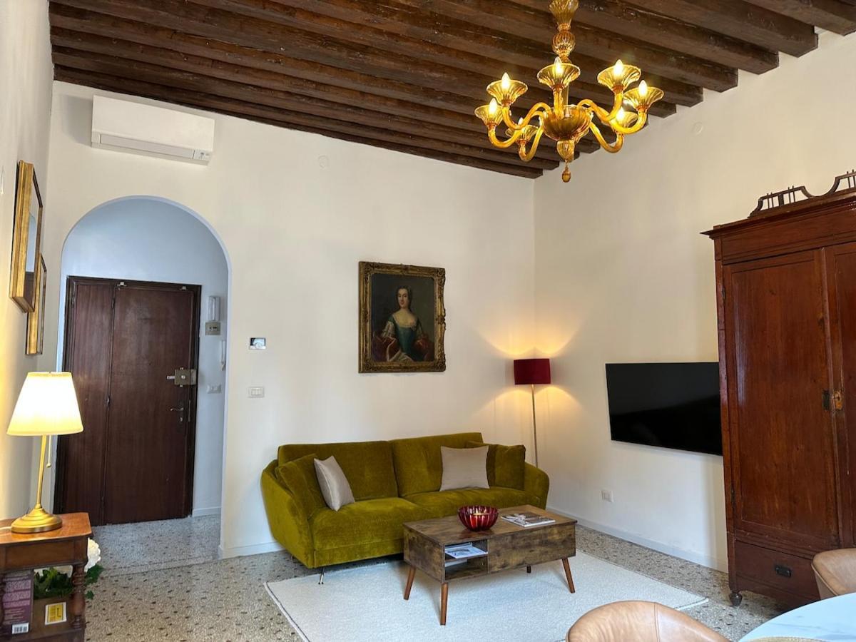Appartement Campo San Polo Canal View