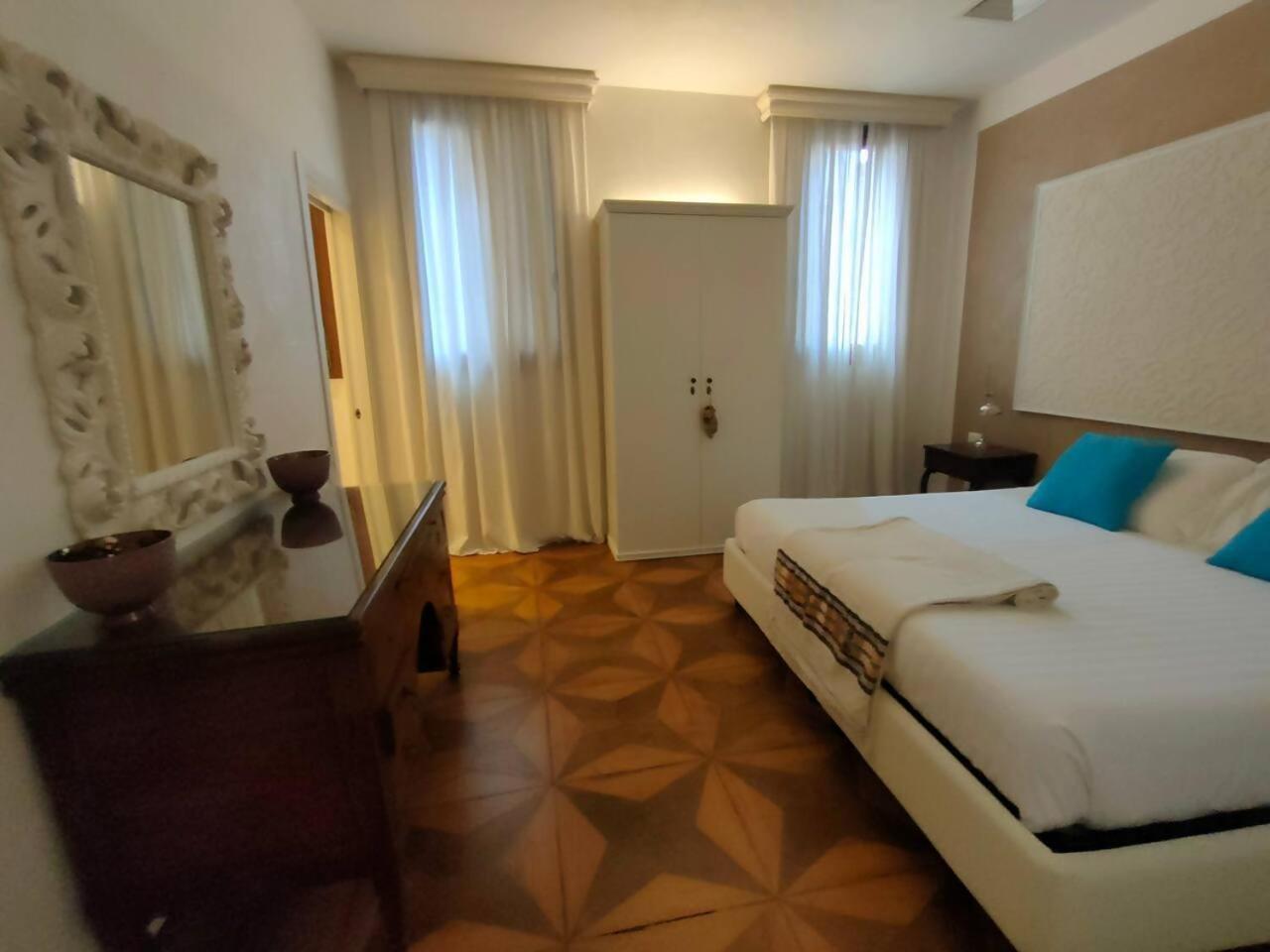Apartment La Grande Bellezza Deluxe House *