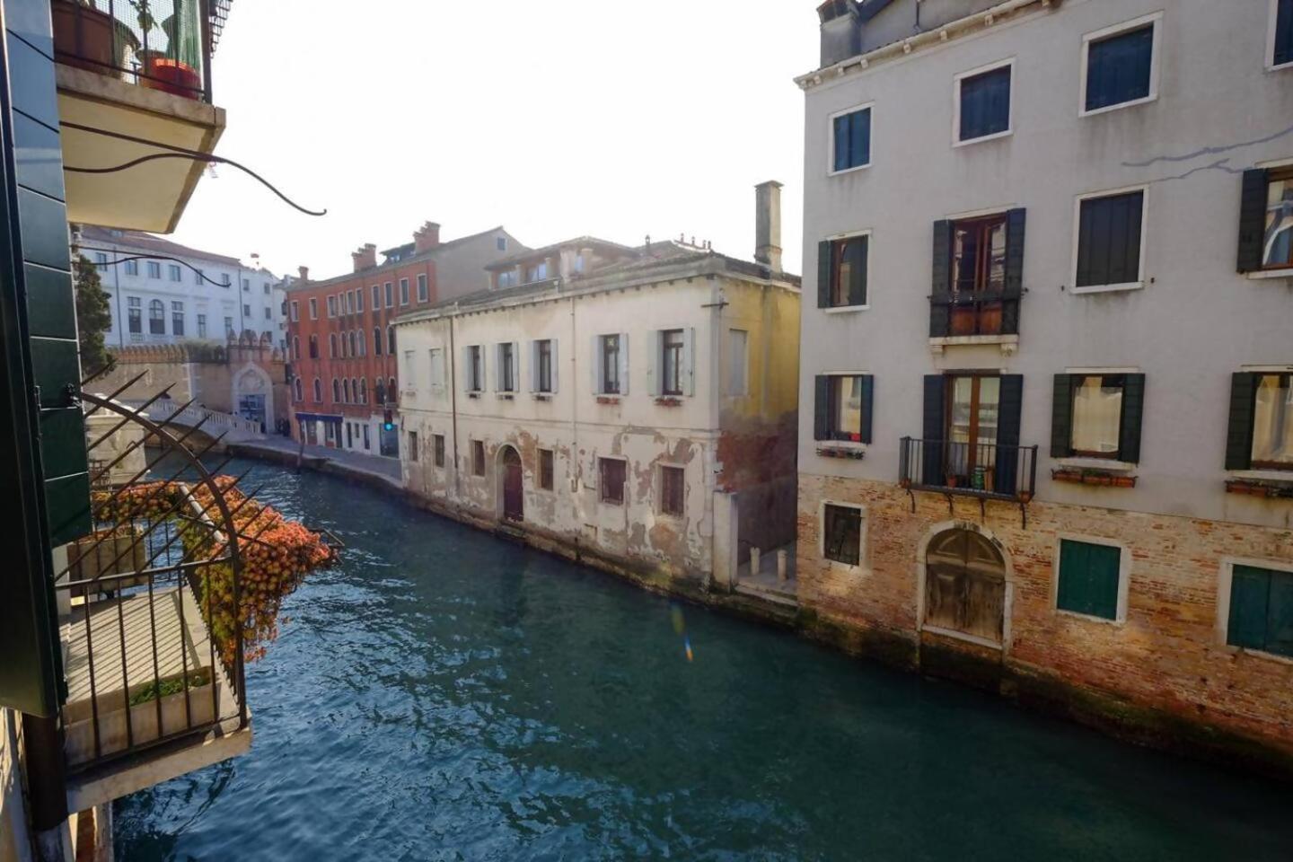 Appartement Rio Ca Foscari A San Pantalon Venetië
